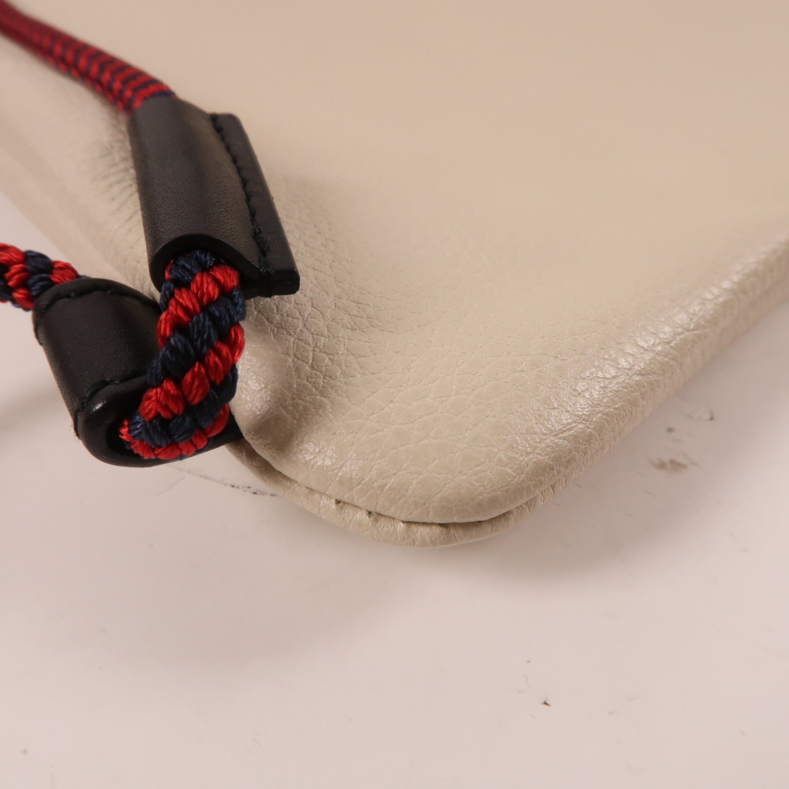 GUCCI 牛皮皮革GG Drawstring Backpack背包杏色
