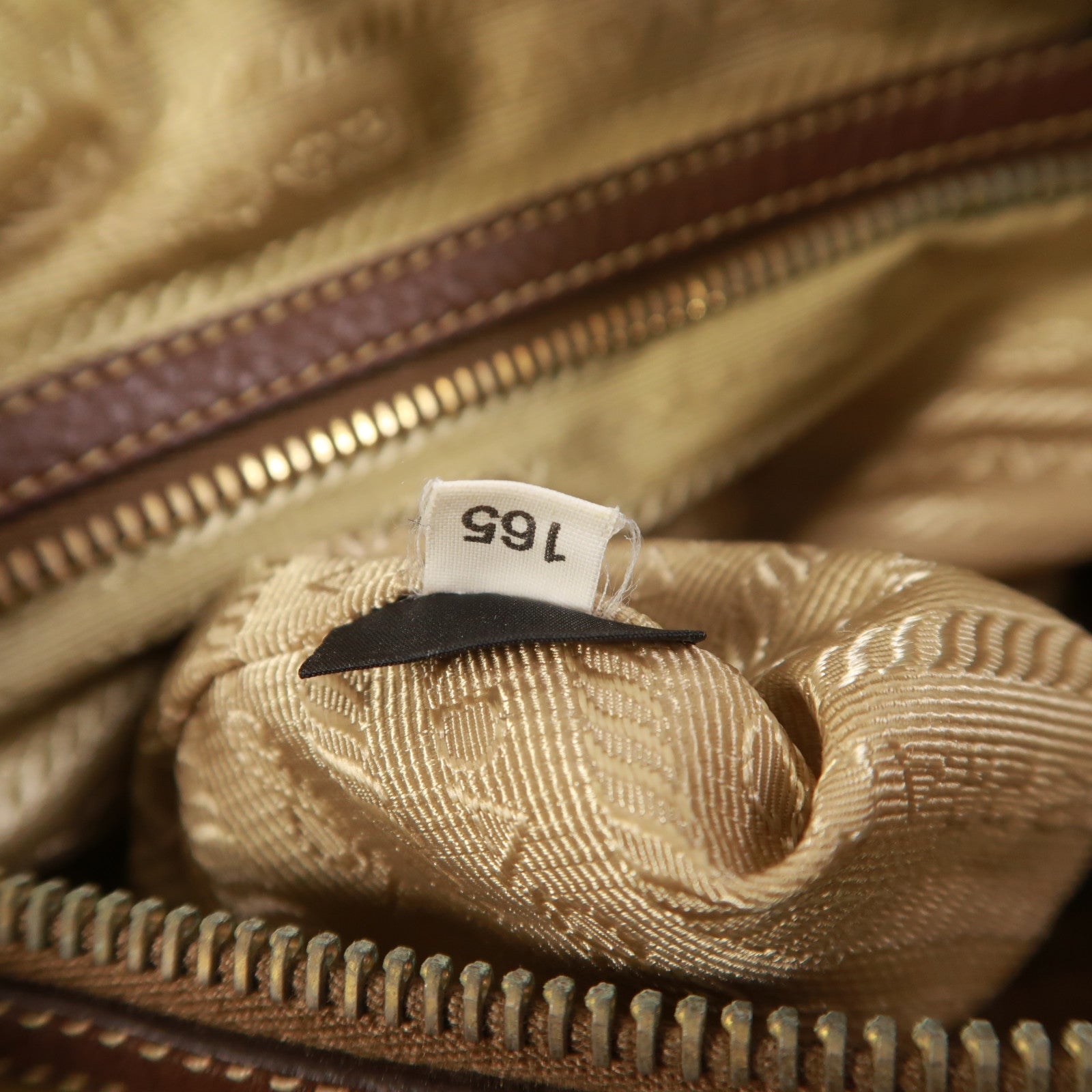 PRADA 帆布Shoulder Bag金扣肩背袋