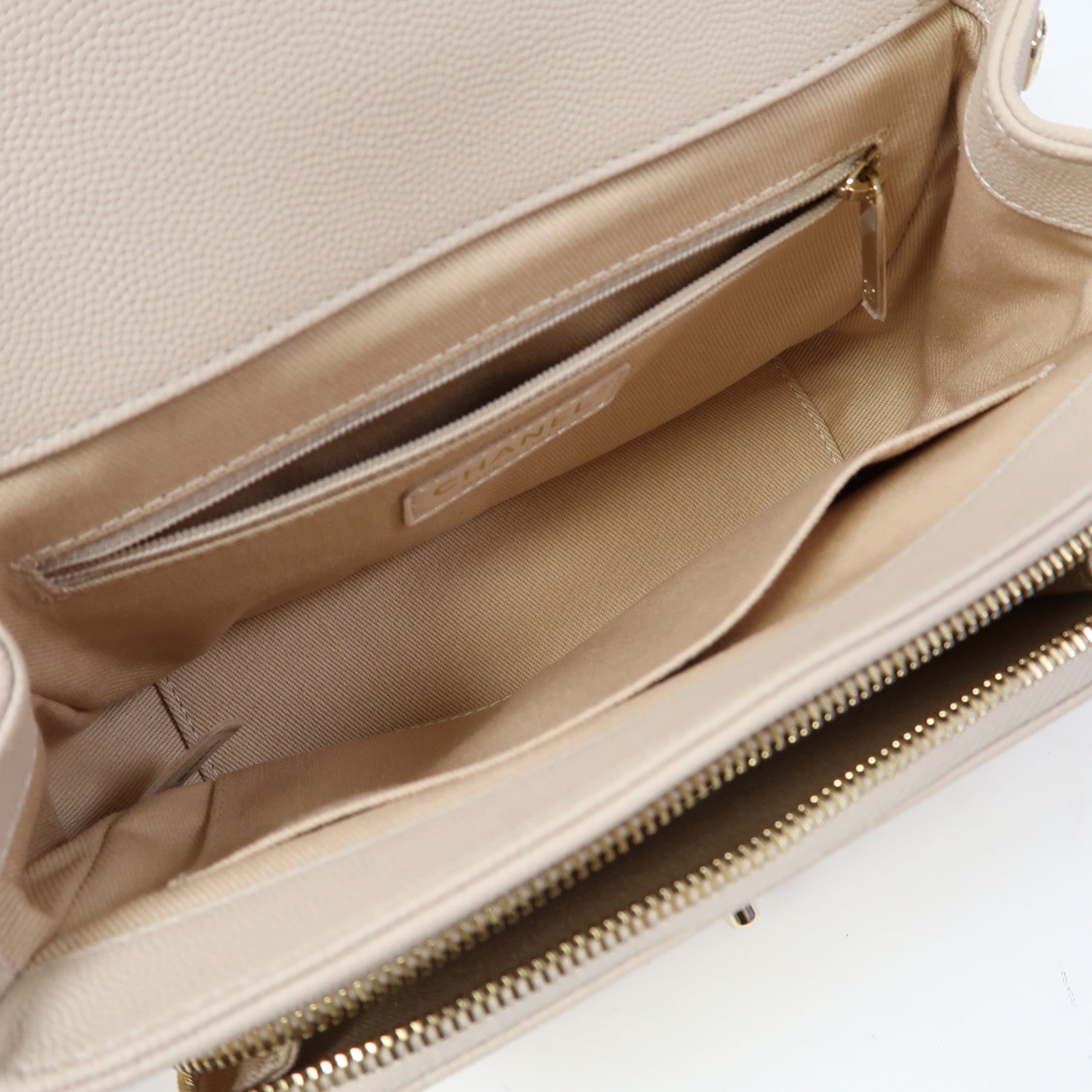 CHANEL 菱格Caviar皮革Shoulder Bag金扣鏈帶肩背袋米色
