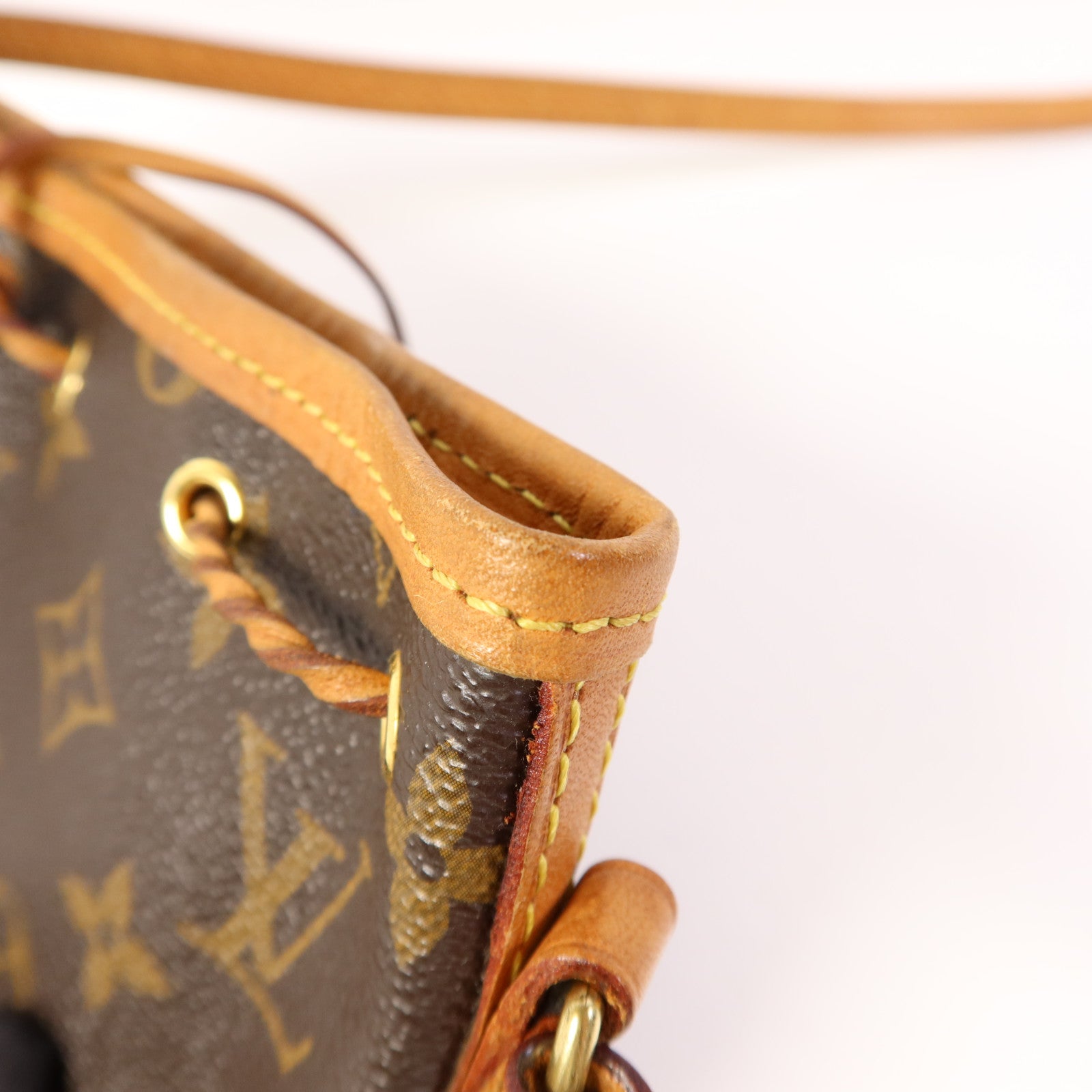 LOUIS VUITTON Monogram Nano Noe金扣肩背袋