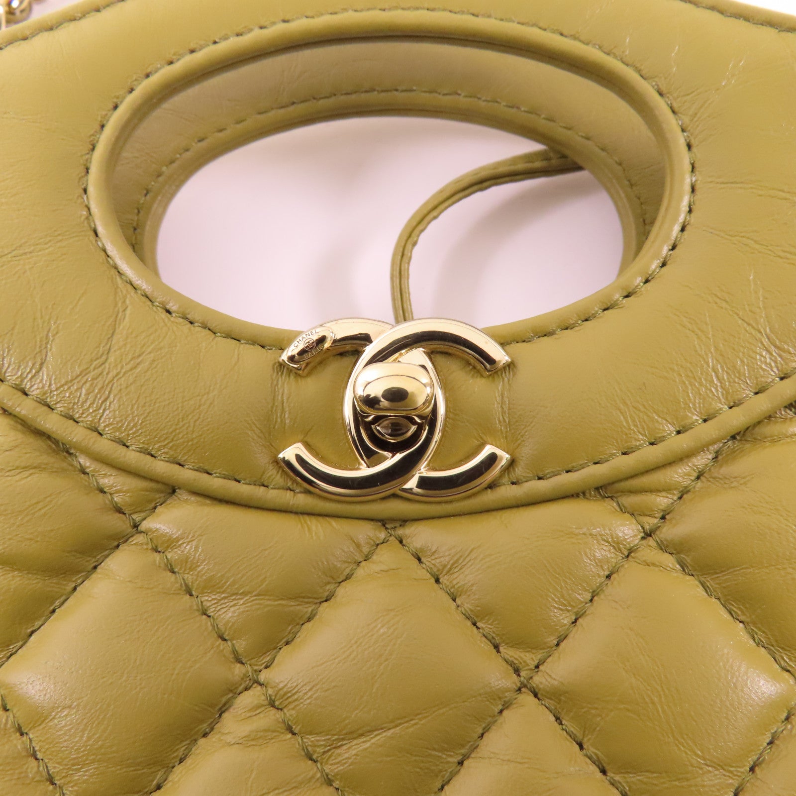 CHANEL 牛皮皮革C31 Small金扣鏈帶肩背袋