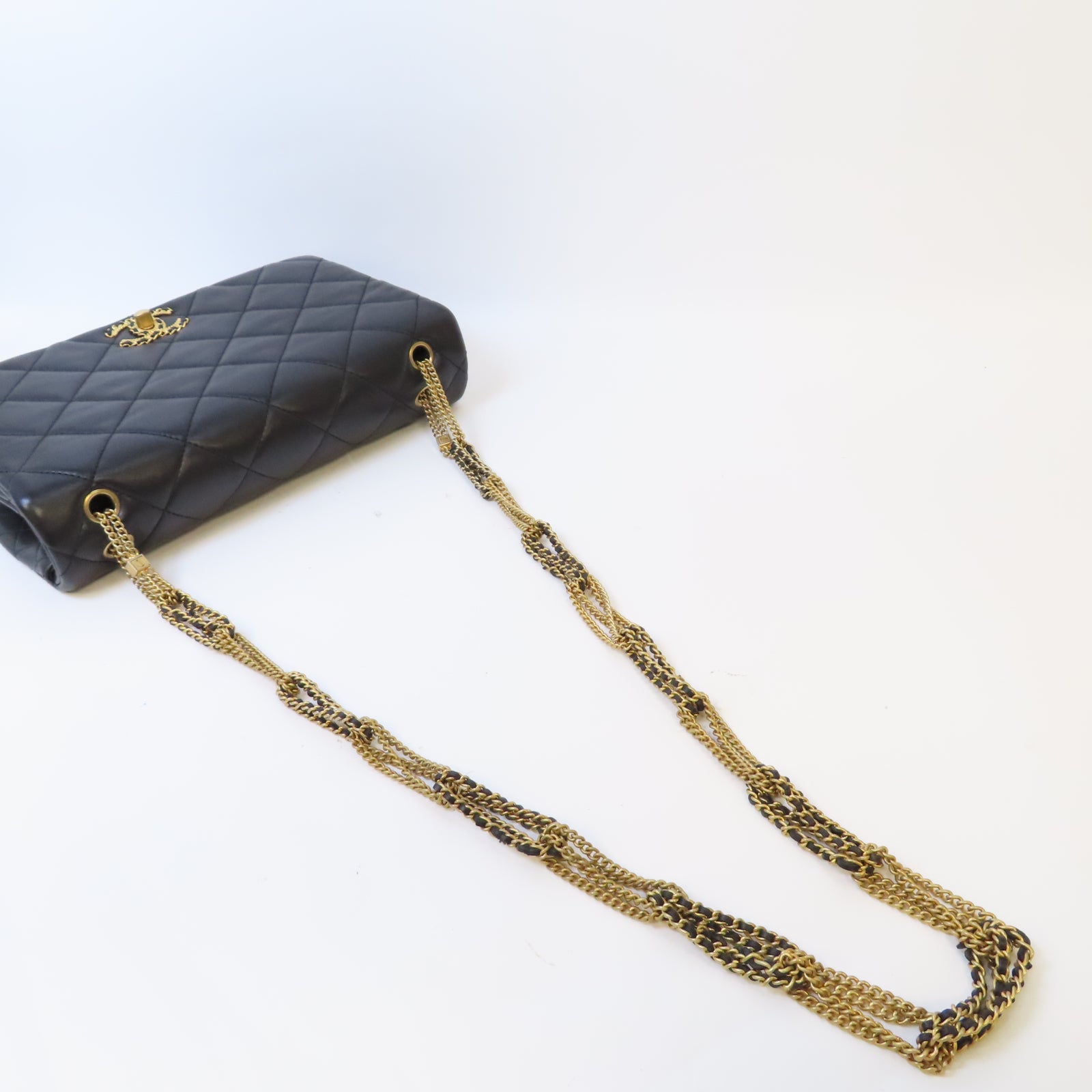 CHANEL 【激減優惠】菱格羊皮皮革Chain Shoulder金扣鏈帶肩背袋黑色