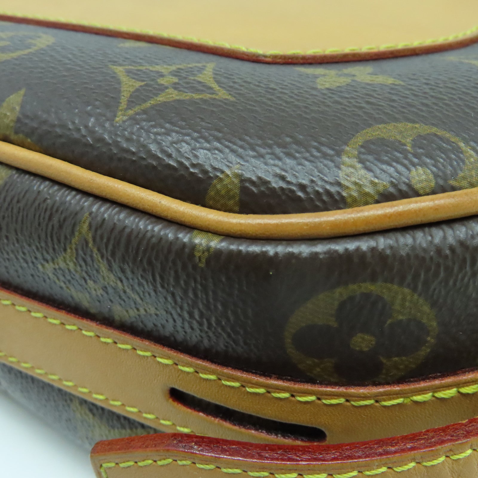 LOUIS VUITTON **【清倉大減價】Monogram Boite Chapeau Souple MM金扣手挽肩背兩用袋啡色