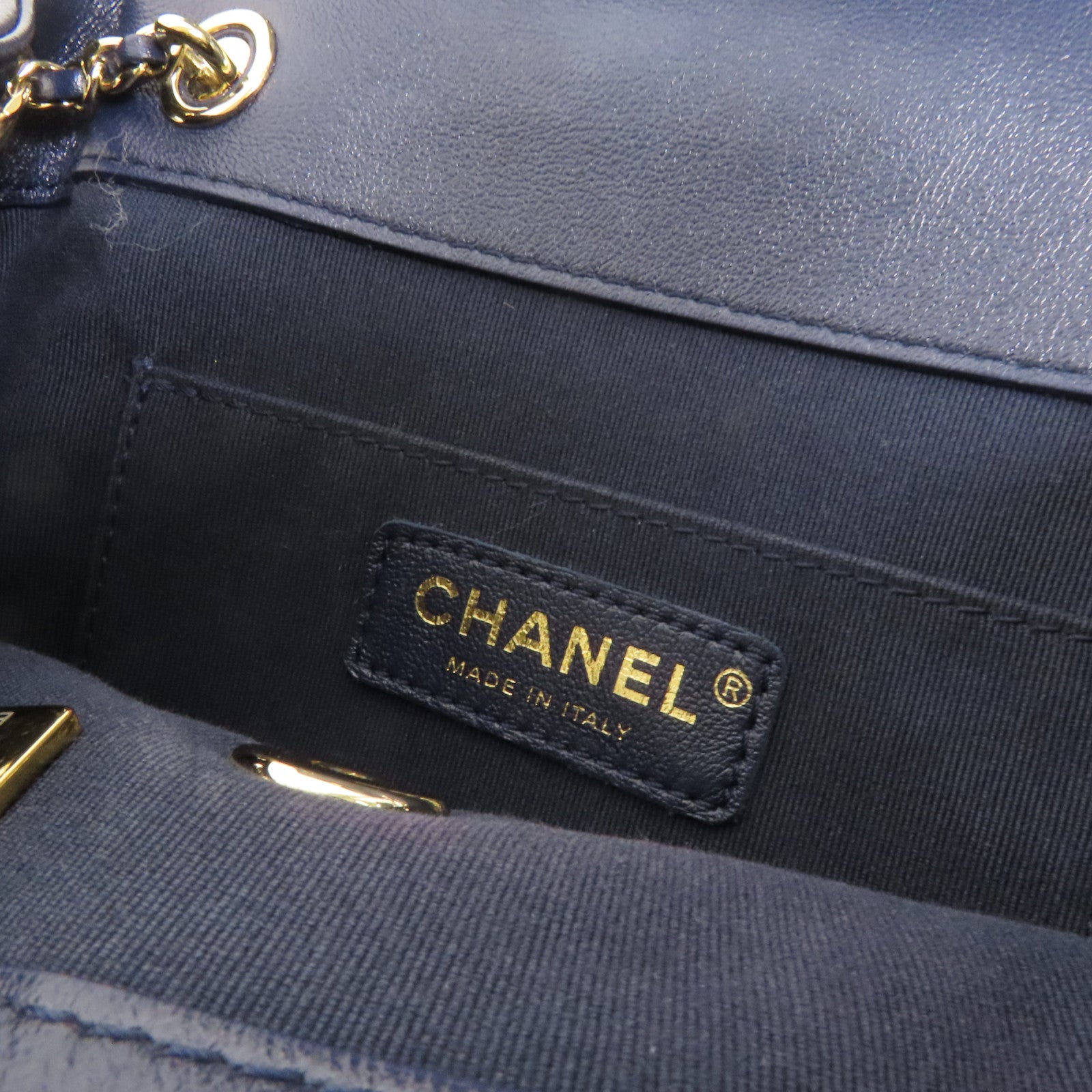CHANEL 牛皮皮革Duma金扣鏈帶肩背袋背包