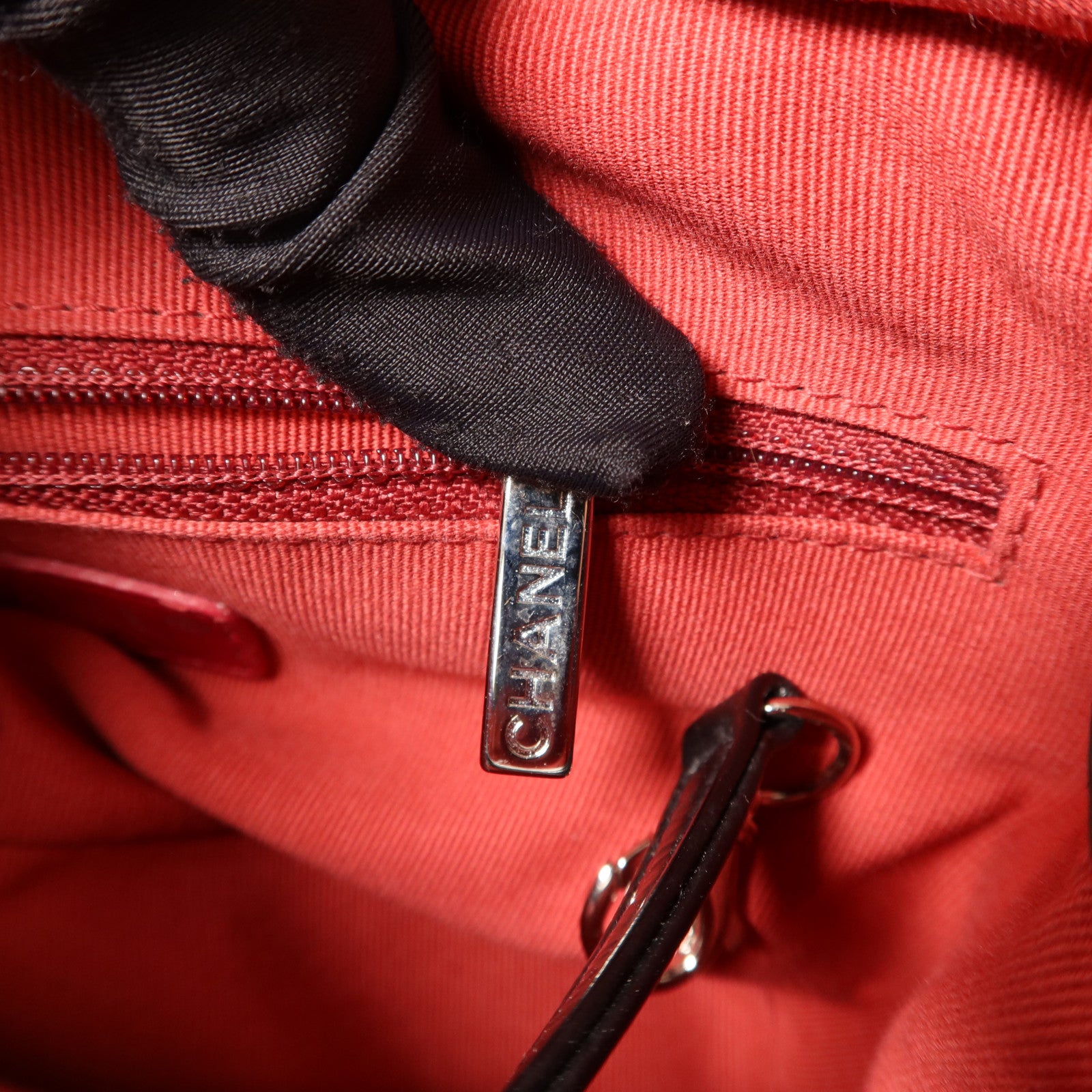 CHANEL 牛皮皮革Gabrielle Small鏈帶肩背袋