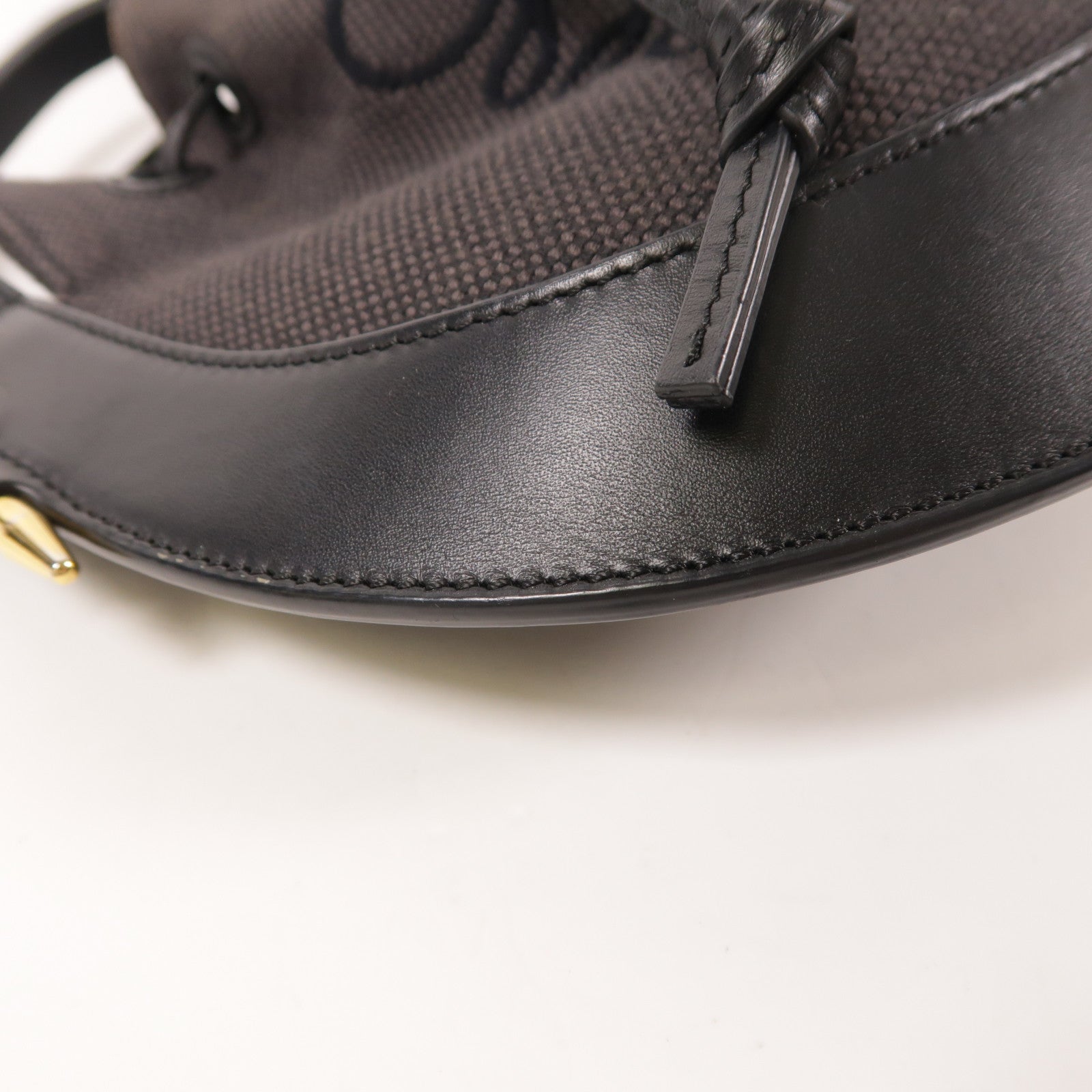 LOEWE 帆布Shoulder Bag金扣肩背袋