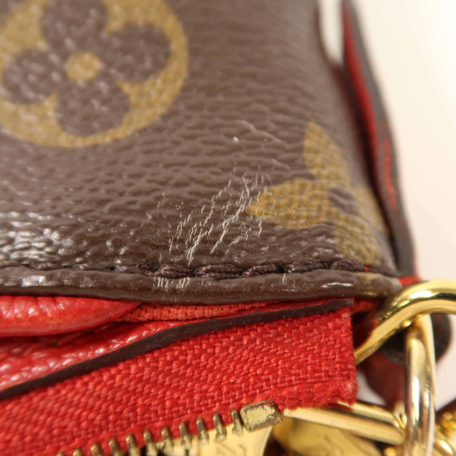 LOUIS VUITTON Monogram Pallas Clutch金扣鏈帶手挽肩背兩用袋