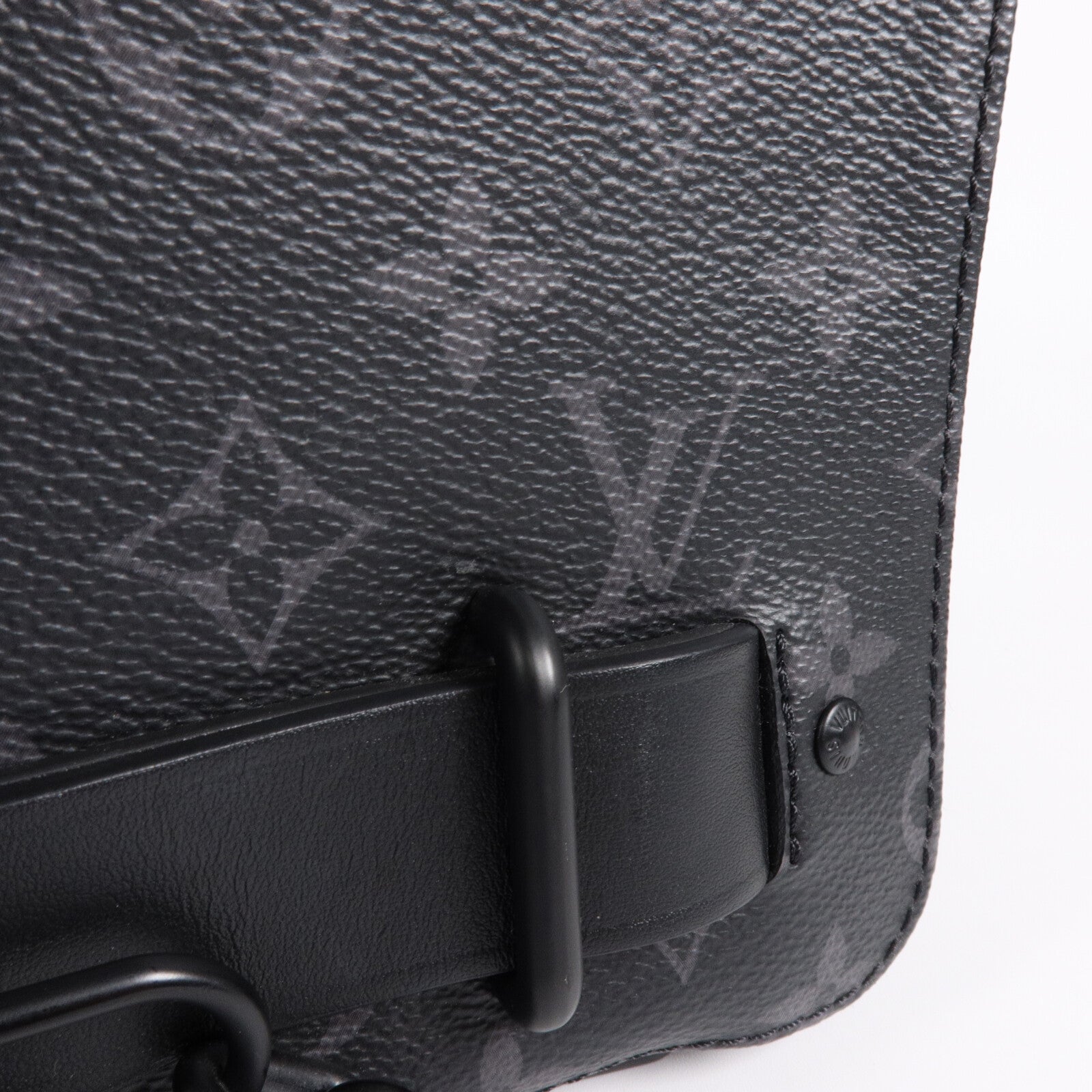LOUIS VUITTON Monogram Eclipse Steamer肩背袋