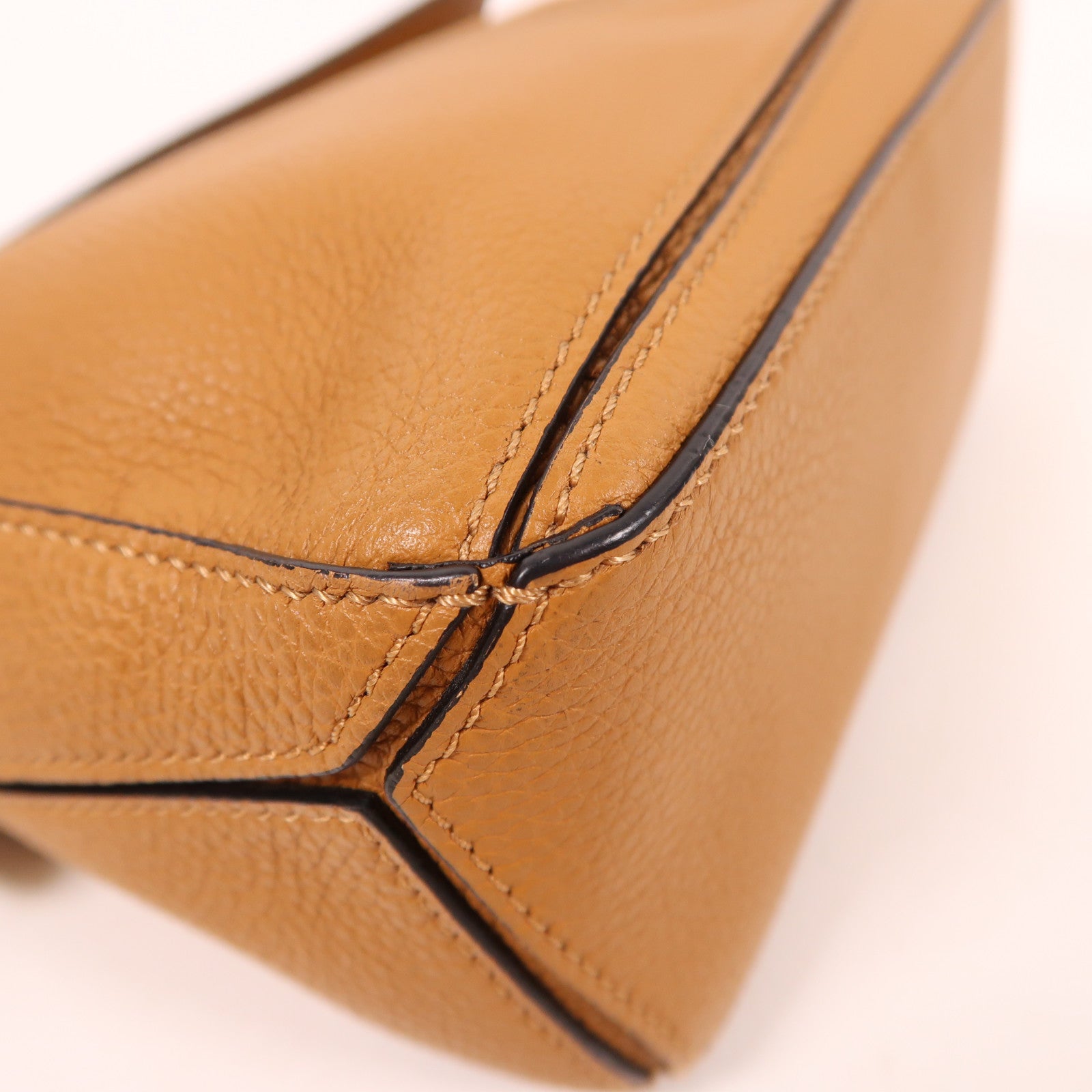 LOEWE 牛皮皮革Small Puzzle金扣手挽肩背兩用袋