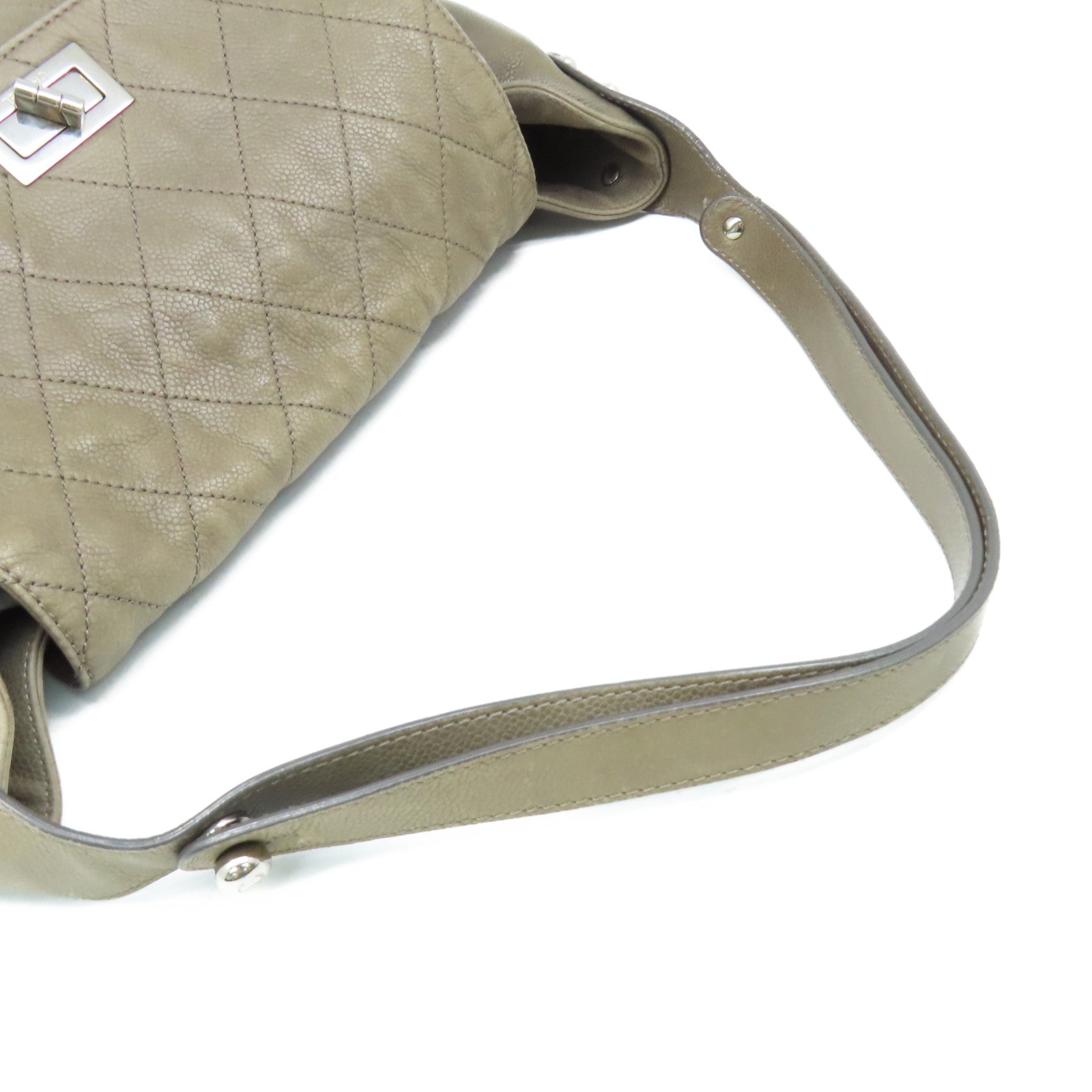 CHANEL 【激減優惠】菱格牛皮皮革Shoulder Bag銀扣肩背袋軍綠色