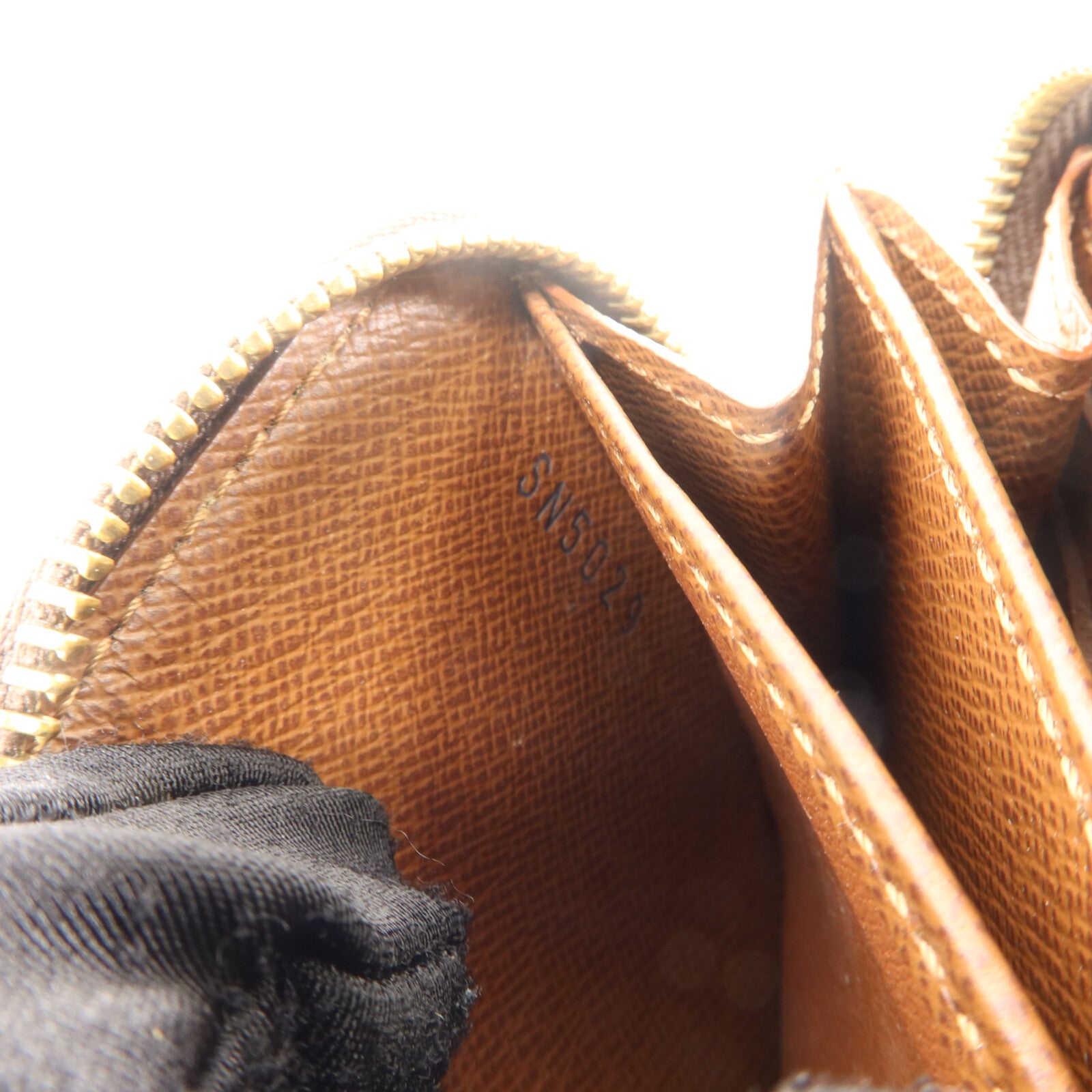 LOUIS VUITTON Monogram Zippy Coin Purse金扣零錢包棕色