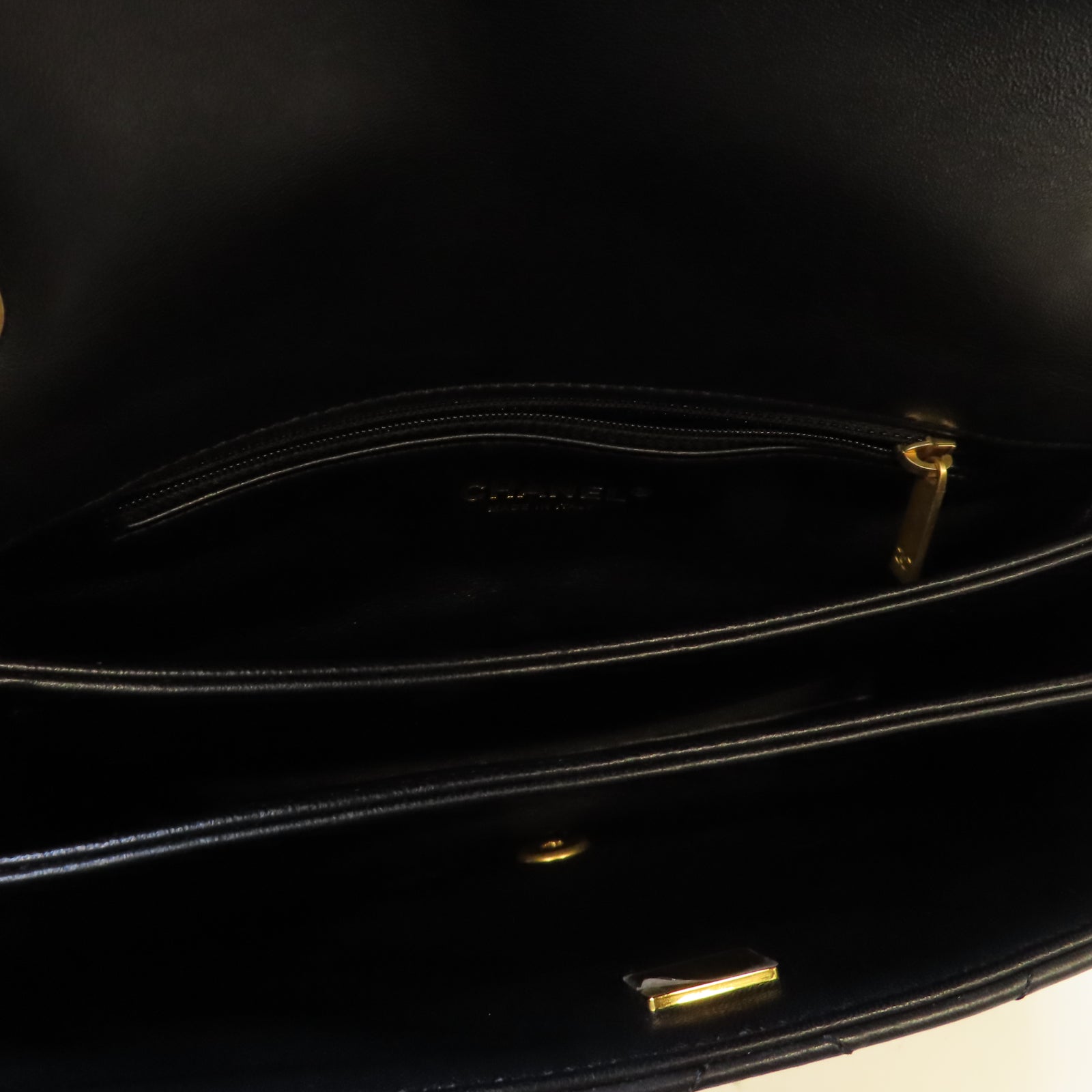 CHANEL 【激減優惠】菱格羊皮皮革Chain Shoulder金扣鏈帶肩背袋黑色