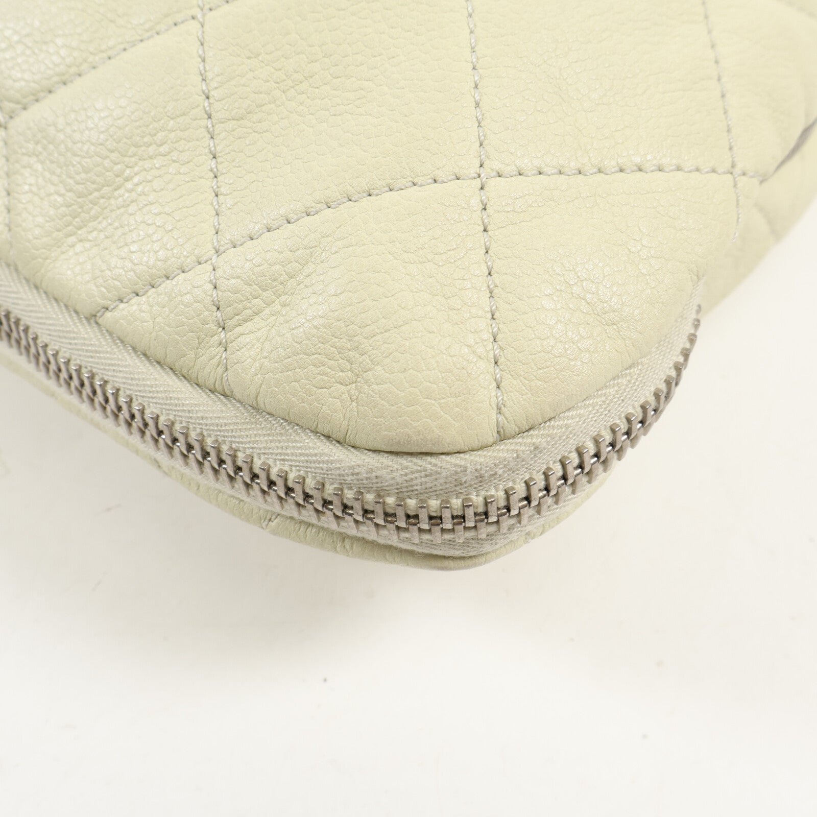 CHANEL 牛皮皮革Shoulder Bag銀扣鏈帶肩背袋