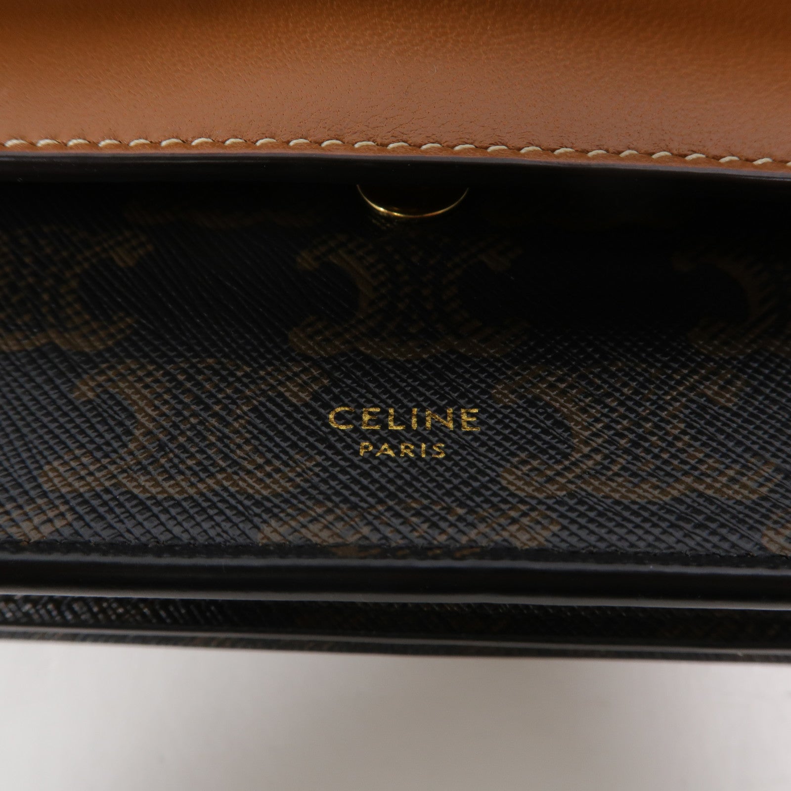 CELINE 塗層帆布Triomphe Wallet On Strap肩背袋