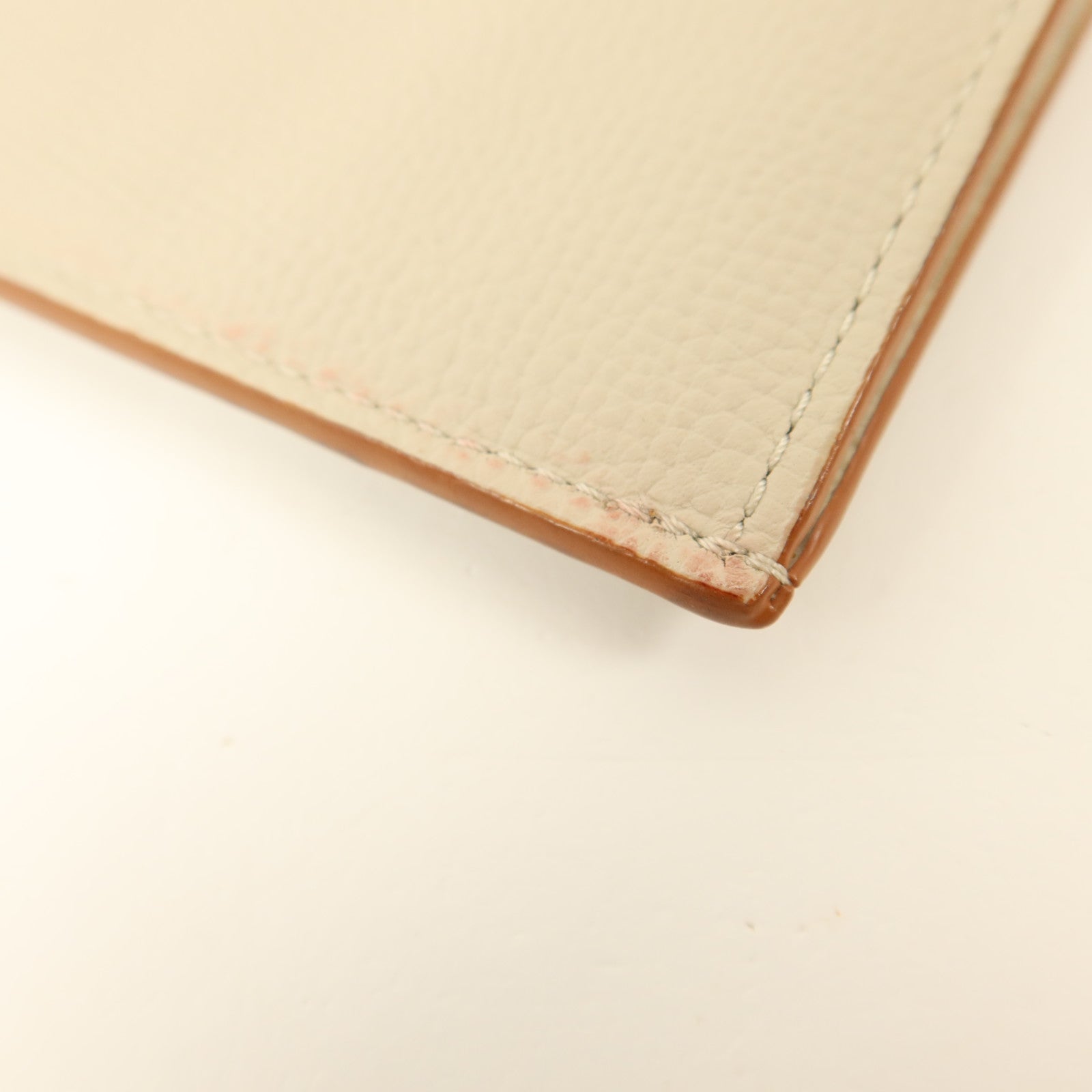 LOEWE 牛皮皮革Anagram Card Holder銀扣卡片套