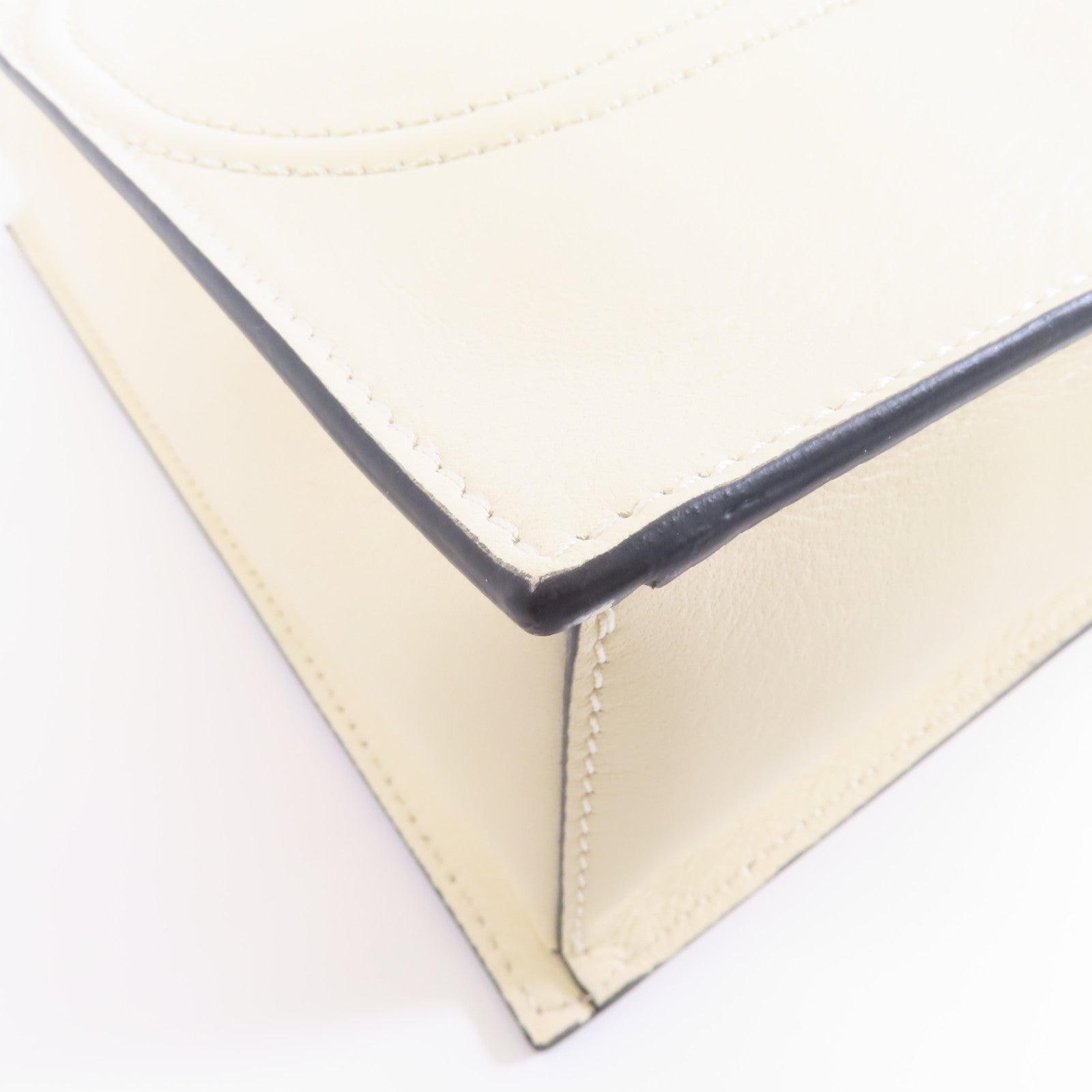Valentino 牛皮皮革Shoulder Bag金扣手挽肩背兩用袋白色