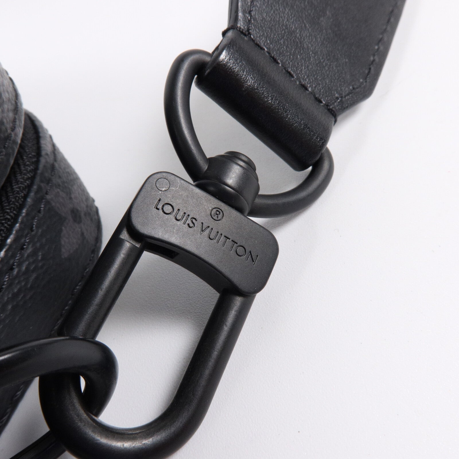 LOUIS VUITTON Monogram Eclipse Steamer肩背袋