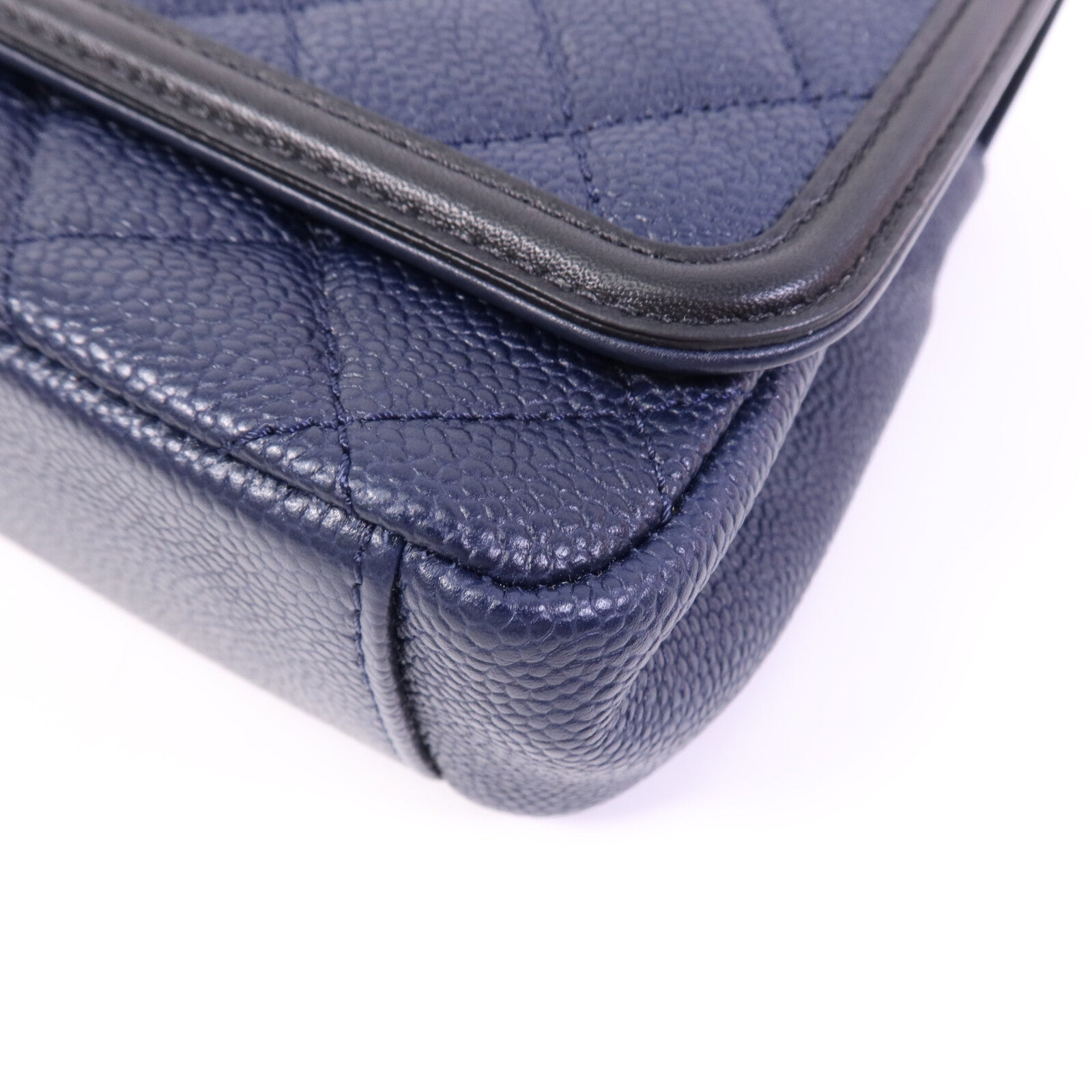 CHANEL 牛皮皮革CC Filigree金扣鏈帶肩背袋