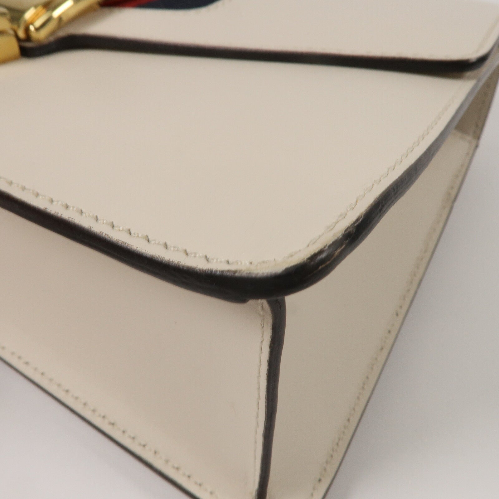 GUCCI 牛皮皮革Sylvie Small肩背袋