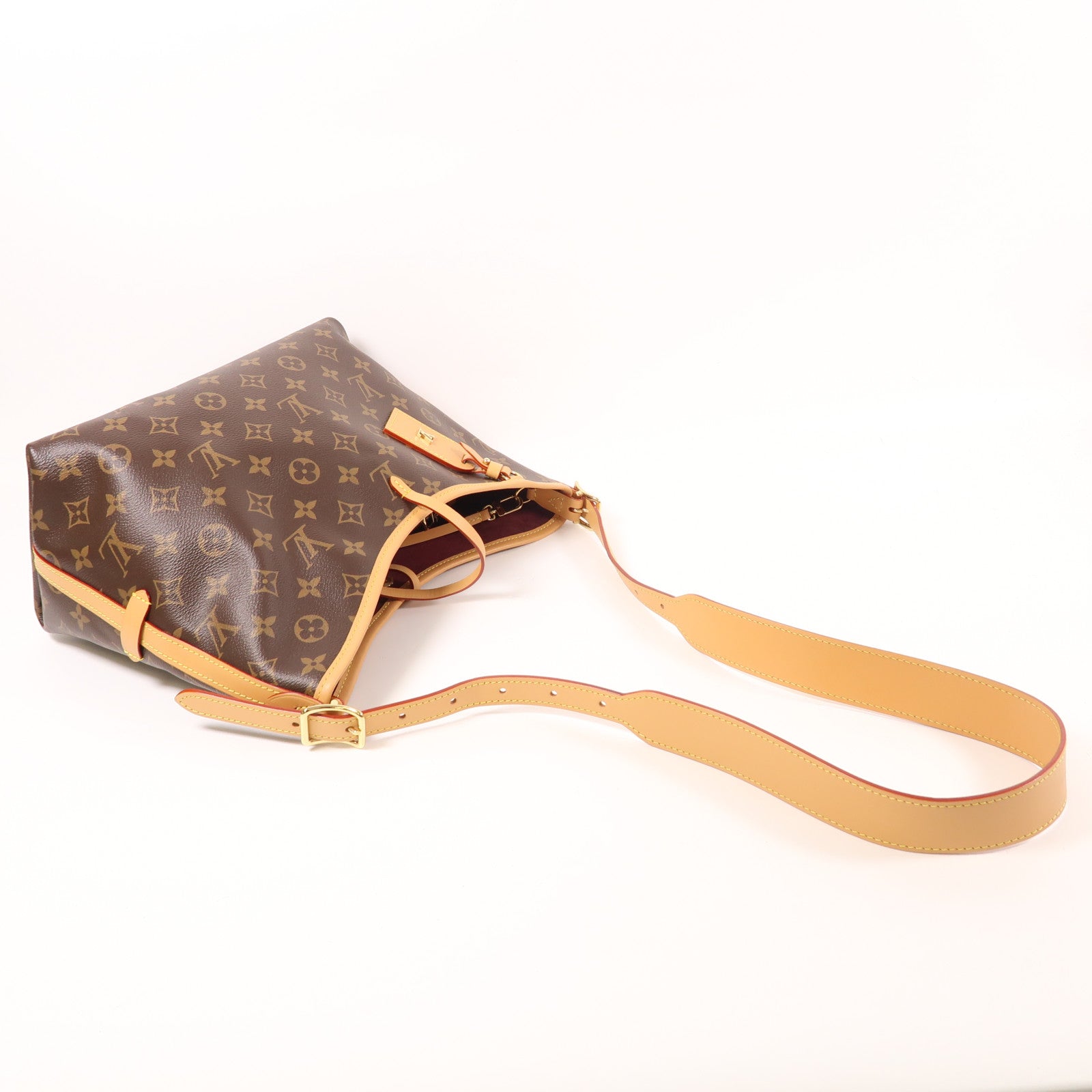 LOUIS VUITTON Monogram Carry All PM金扣肩背袋