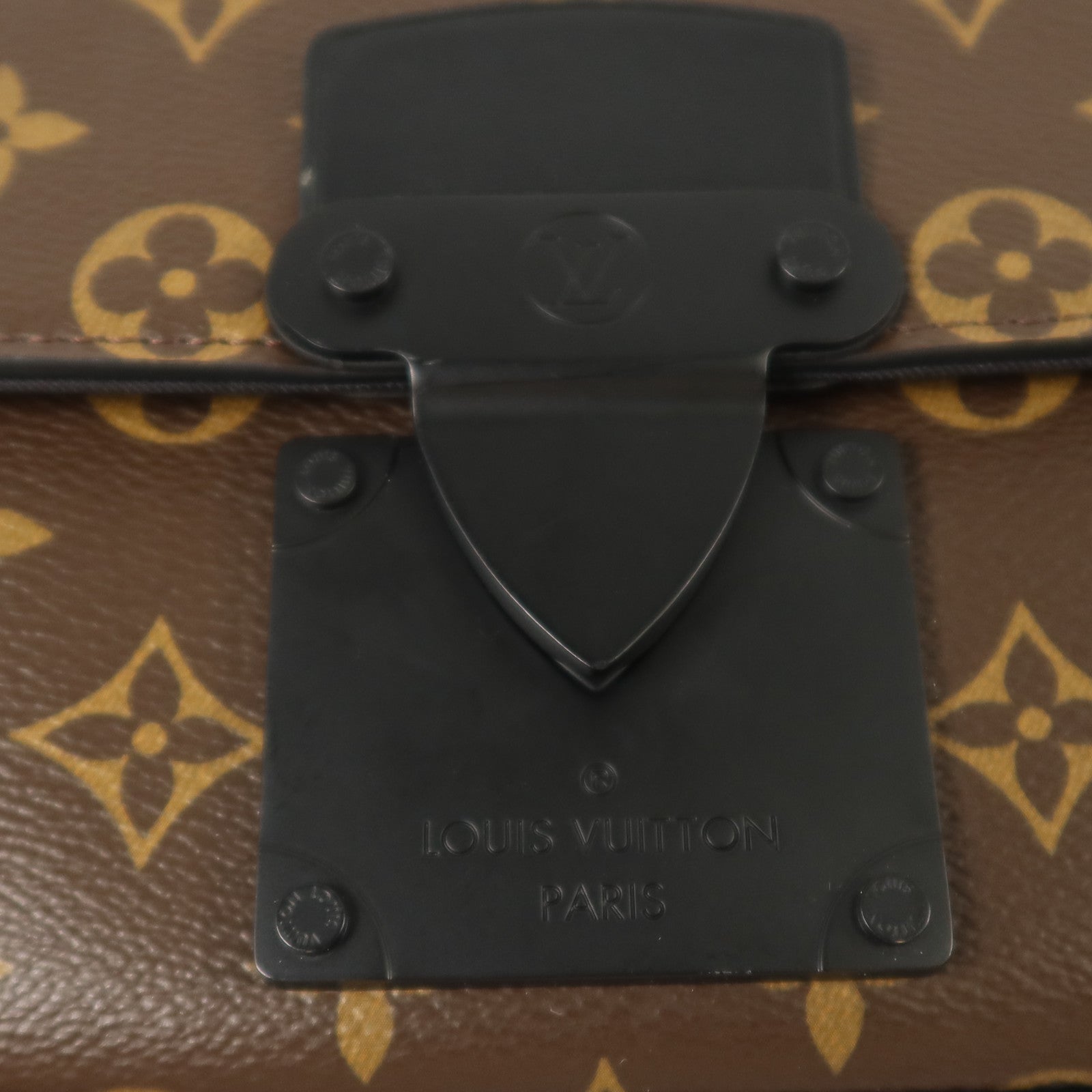 LOUIS VUITTON Monogram S Lock Messenger肩背袋