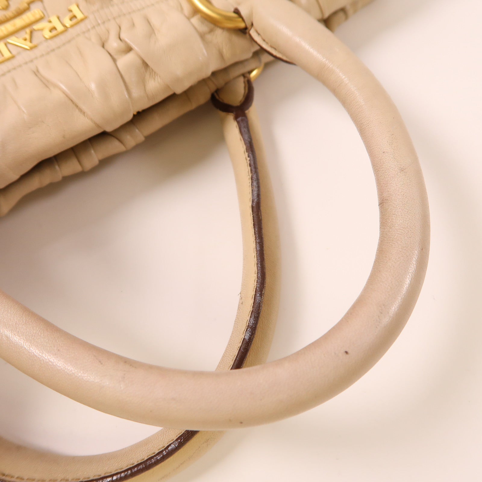 PRADA 羊皮皮革2 Way Shoulder金扣手挽肩背兩用袋米色