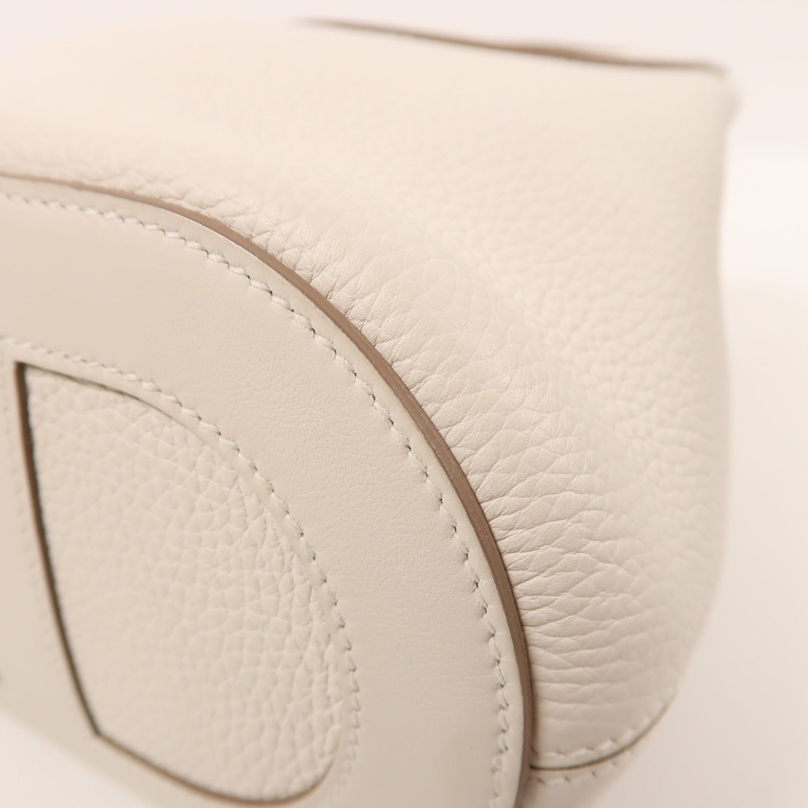 HERMES Clemence皮革In The Loop 18金扣手挽袋Nata