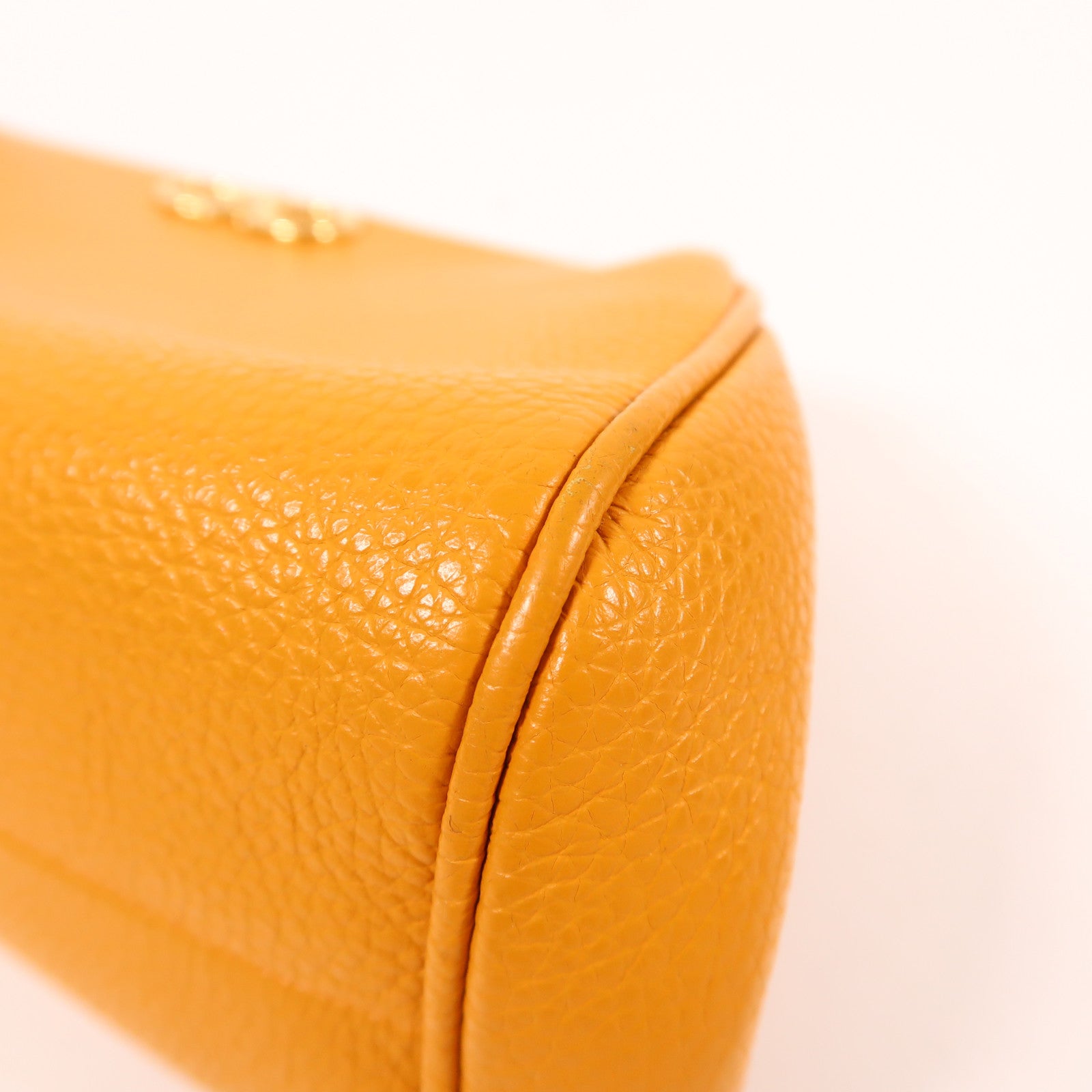 Salvatore Ferragamo 牛皮皮革Shoulder Bag金扣肩背袋