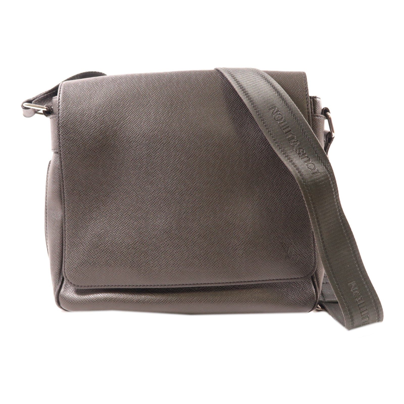 LOUIS VUITTON Taiga Roman PM銀扣肩背袋黑色