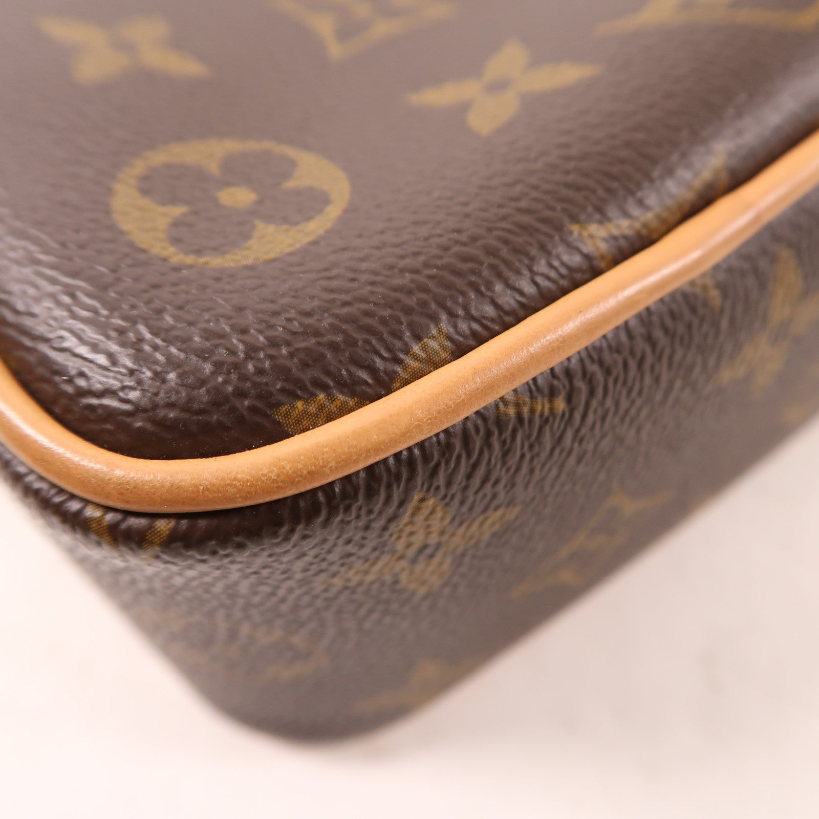 LOUIS VUITTON Monogram Game On Sac Coeur金扣肩背袋棕色