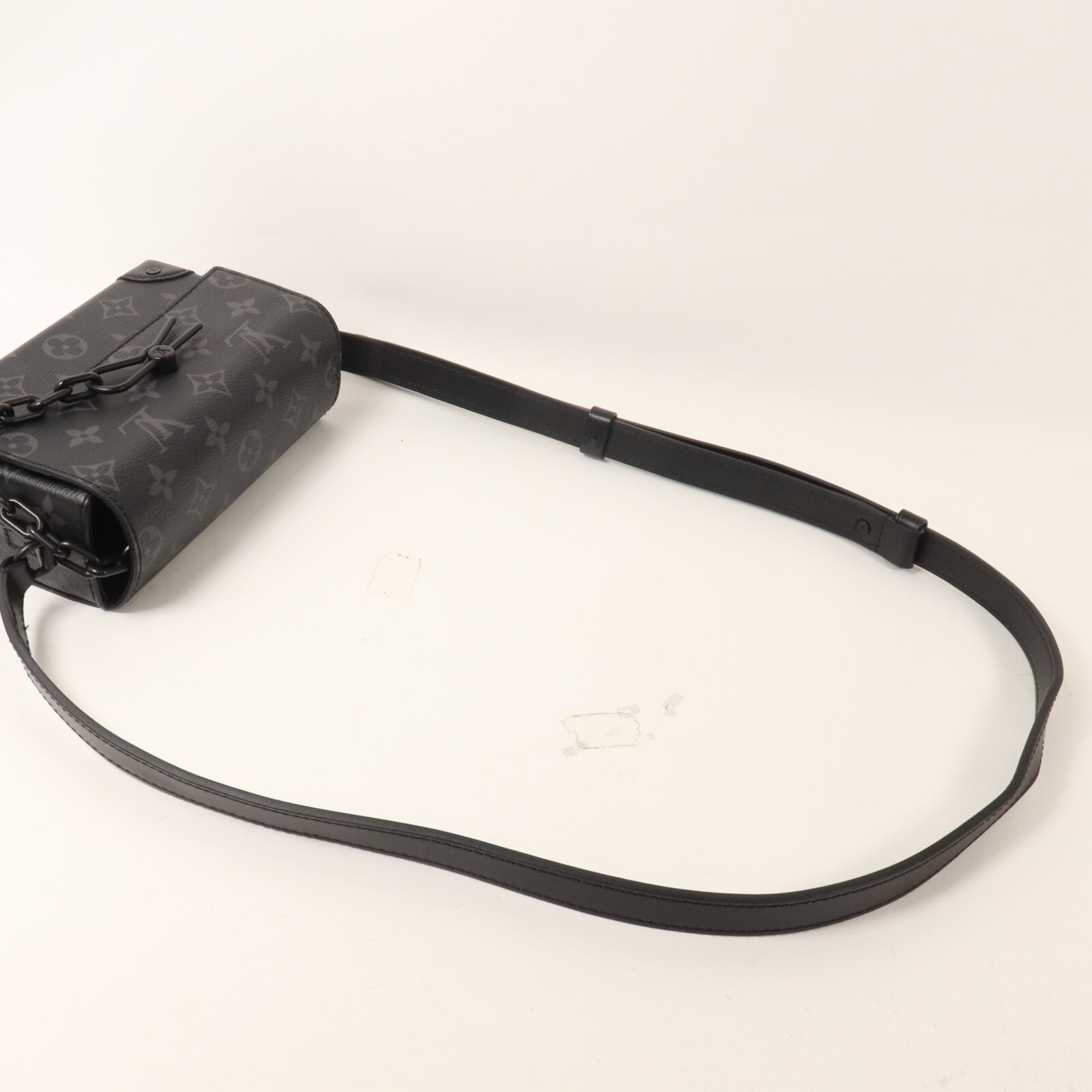 LOUIS VUITTON Monogram Eclipse Steamer Wearable Wallet肩背袋