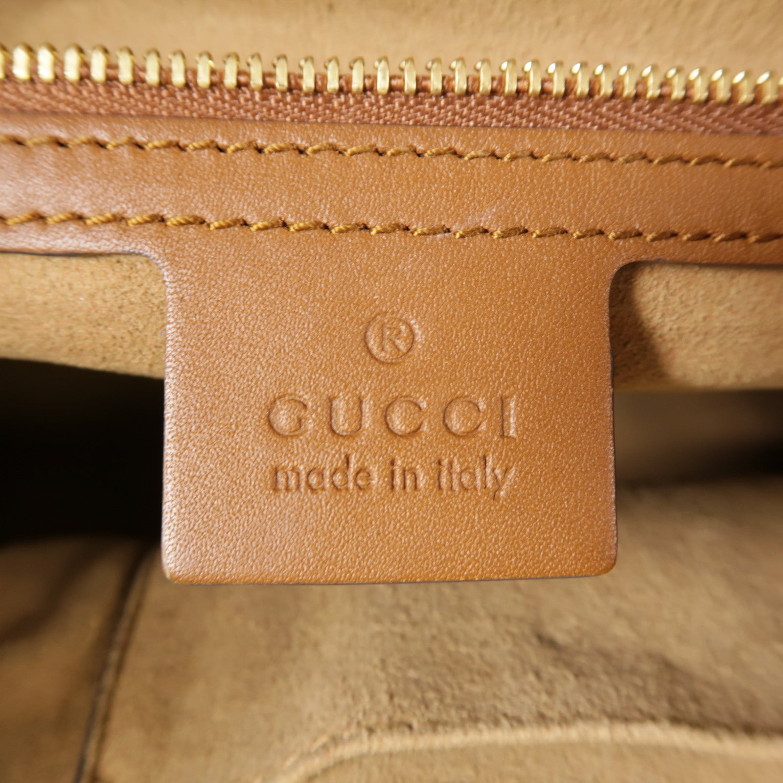 GUCCI 塗層帆布Padlock金扣肩背袋
