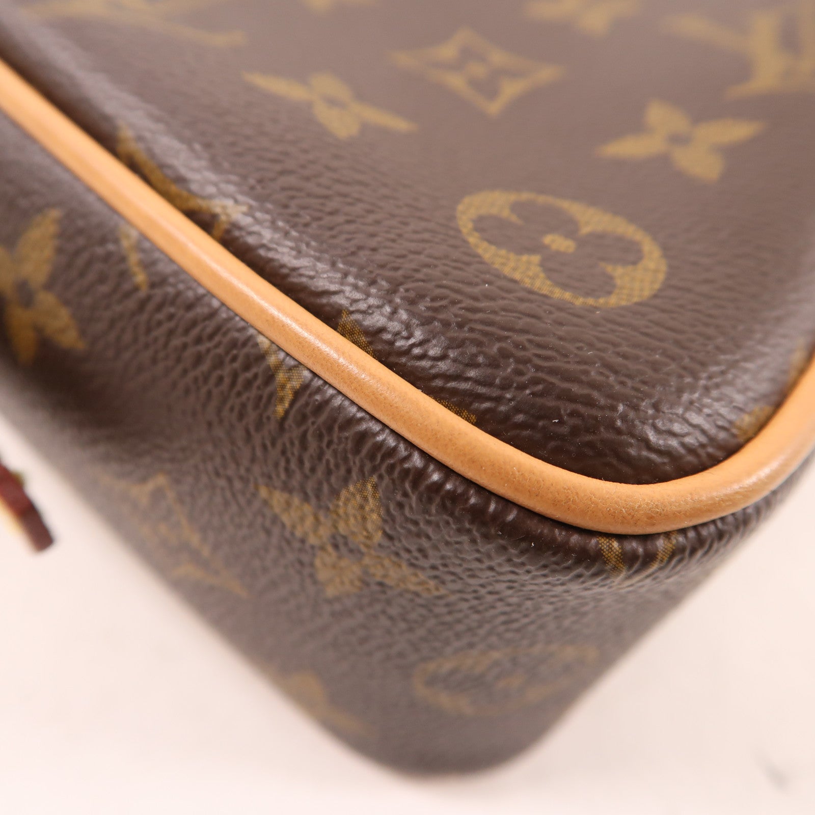 LOUIS VUITTON Monogram Game On Sac Coeur金扣肩背袋棕色