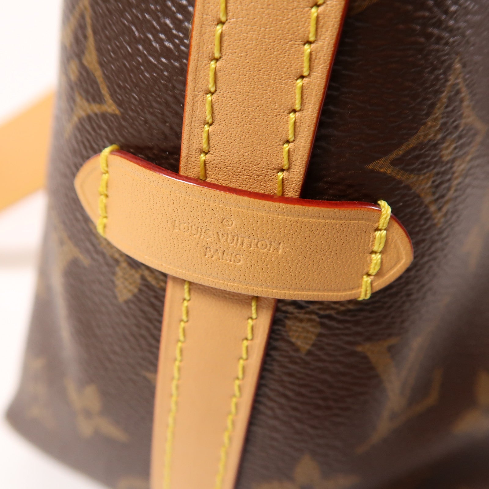 LOUIS VUITTON Monogram Carry All PM金扣肩背袋