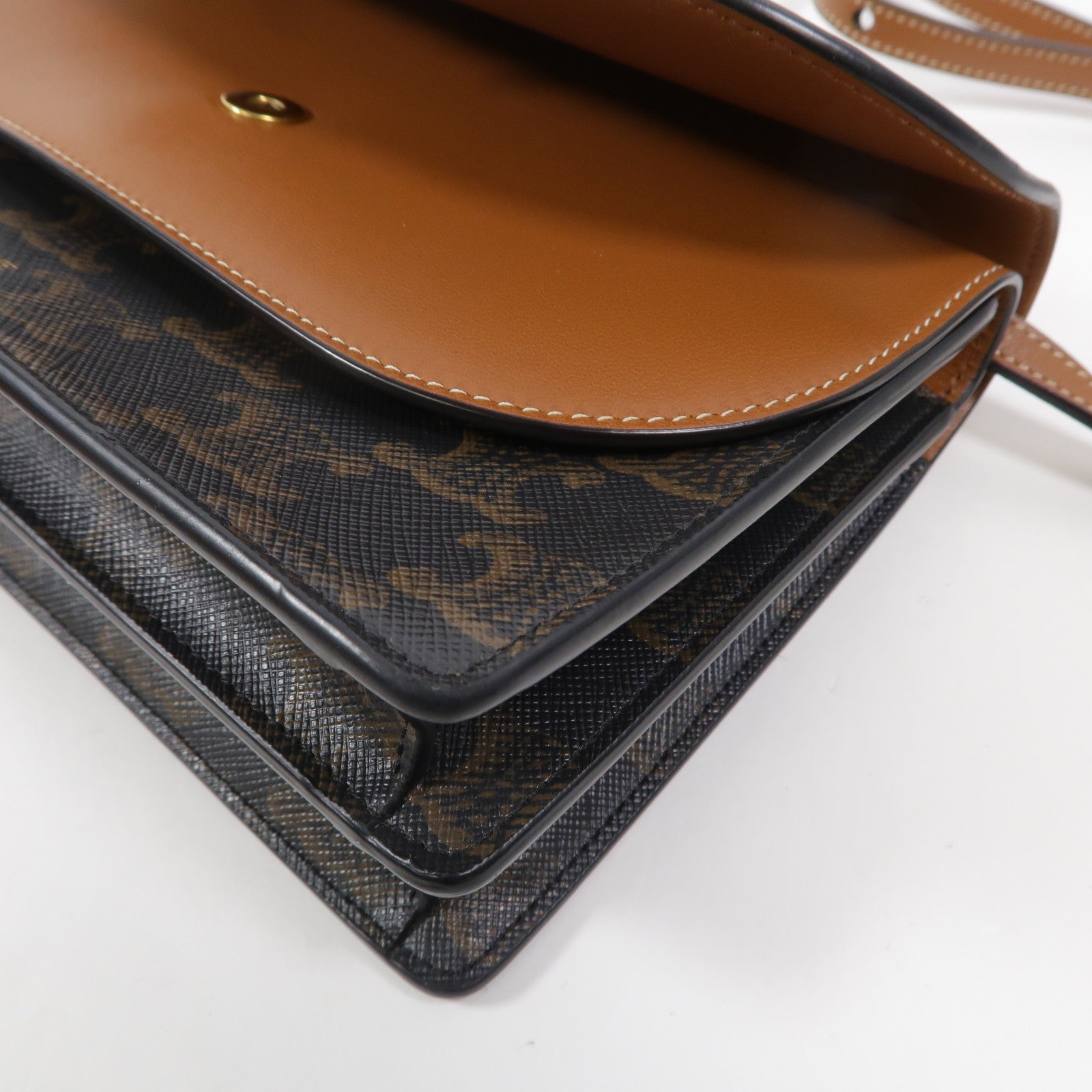 CELINE 塗層帆布Triomphe Wallet On Strap肩背袋