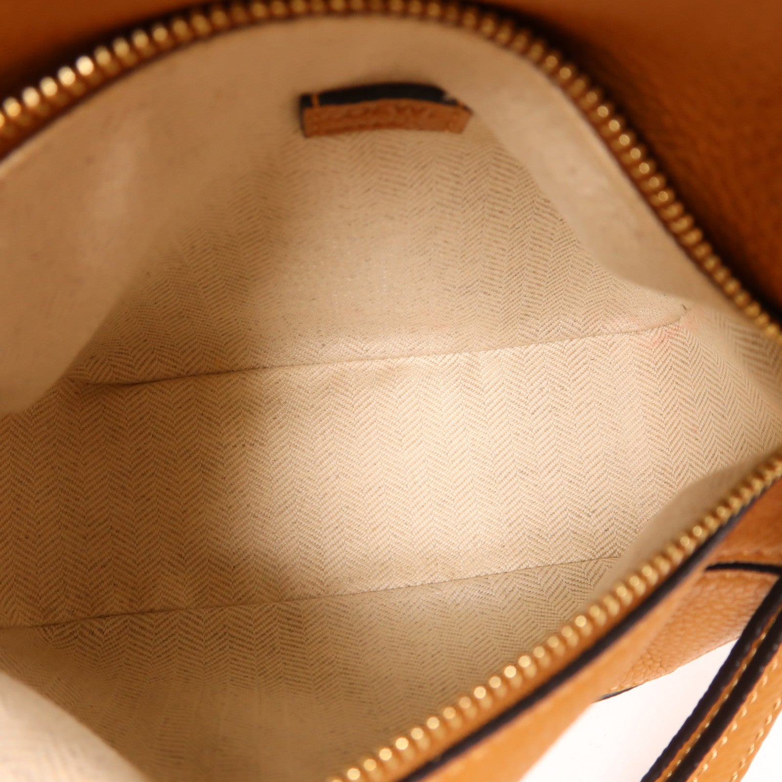 LOEWE 牛皮皮革Small Puzzle金扣手挽肩背兩用袋