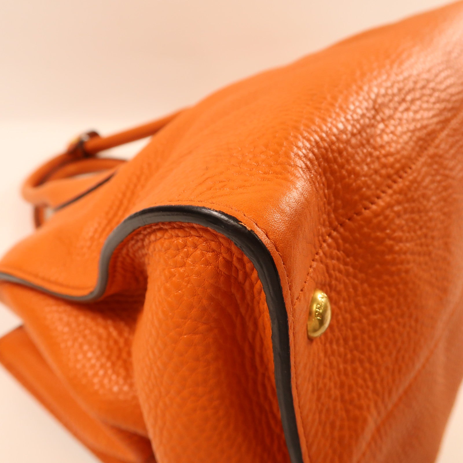 PRADA 牛皮皮革2 Way Shoulder金扣手挽肩背兩用袋橙色