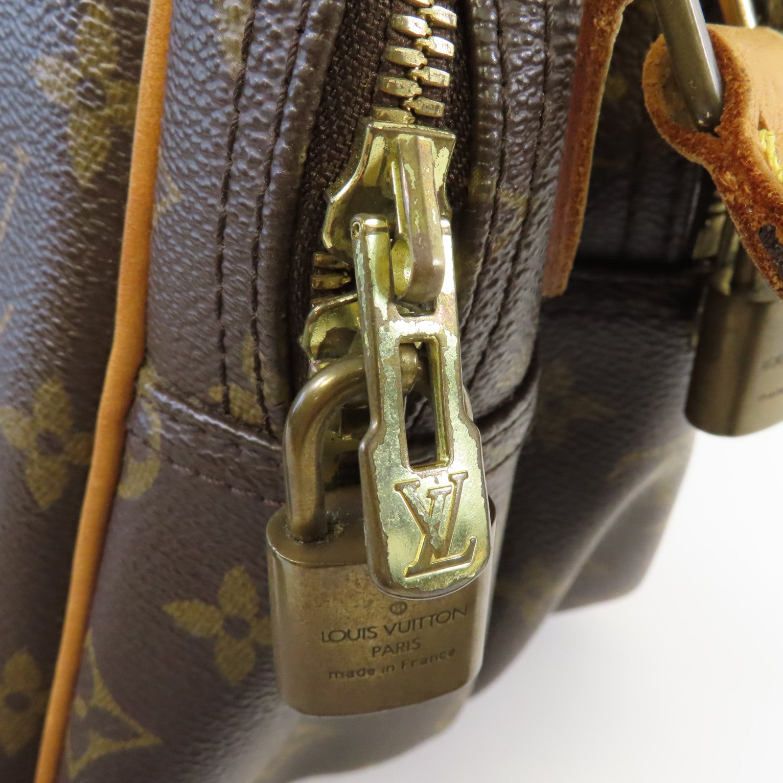 LOUIS VUITTON 【激減優惠】Monogram Reporter GM Shoulder Bag肩背袋啡色