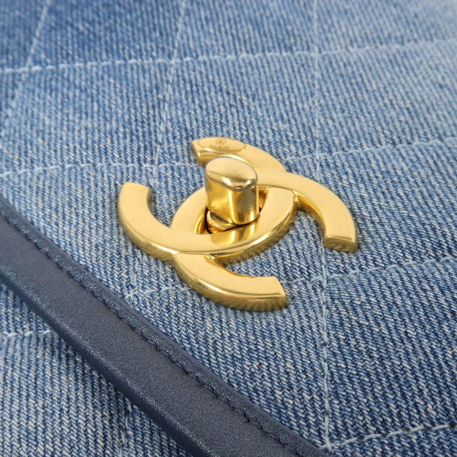 CHANEL 牛仔布Small Demin Messenger鏈帶手挽肩背兩用袋