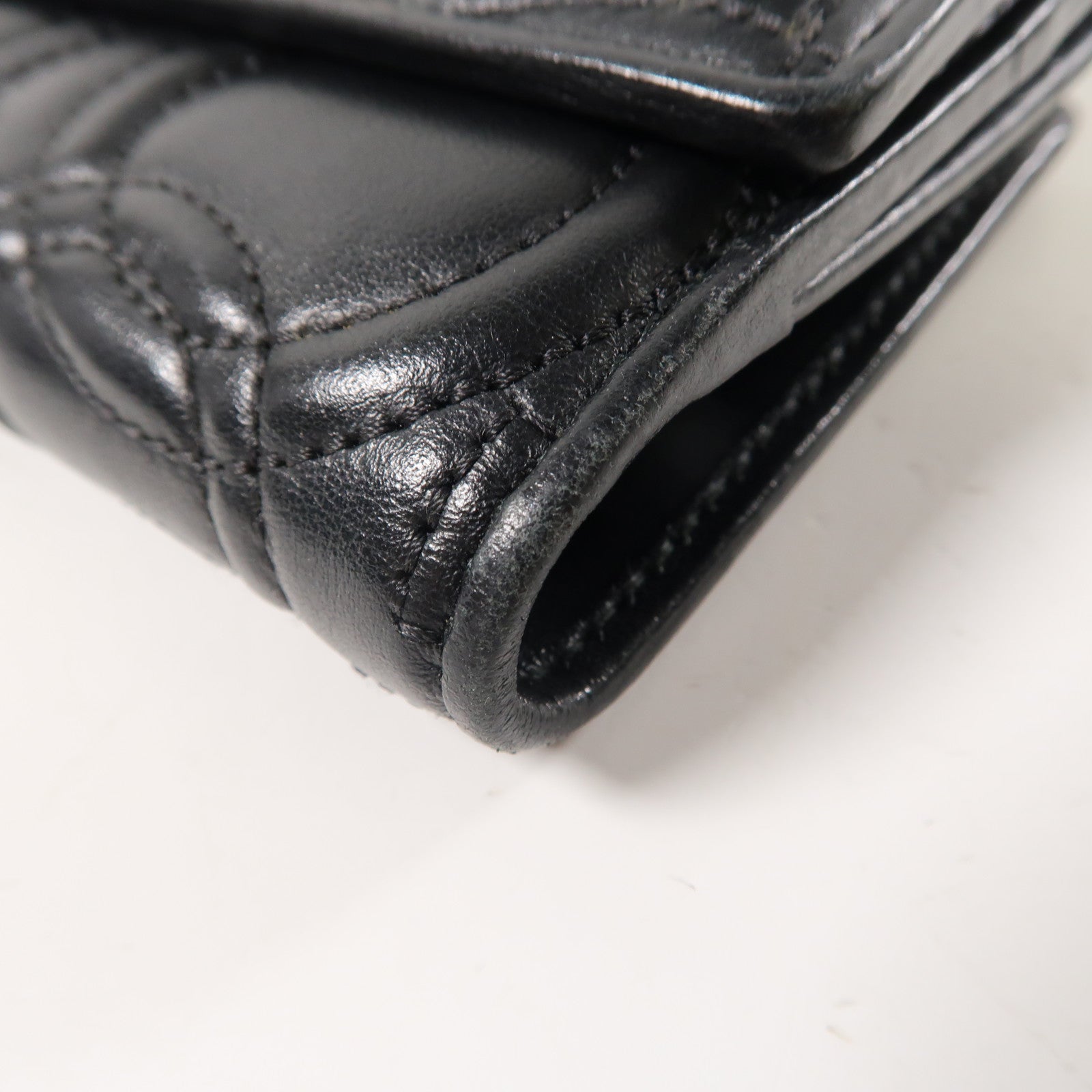 Salvatore Ferragamo 牛皮皮革Fold Wallet金扣折疊錢包黑色