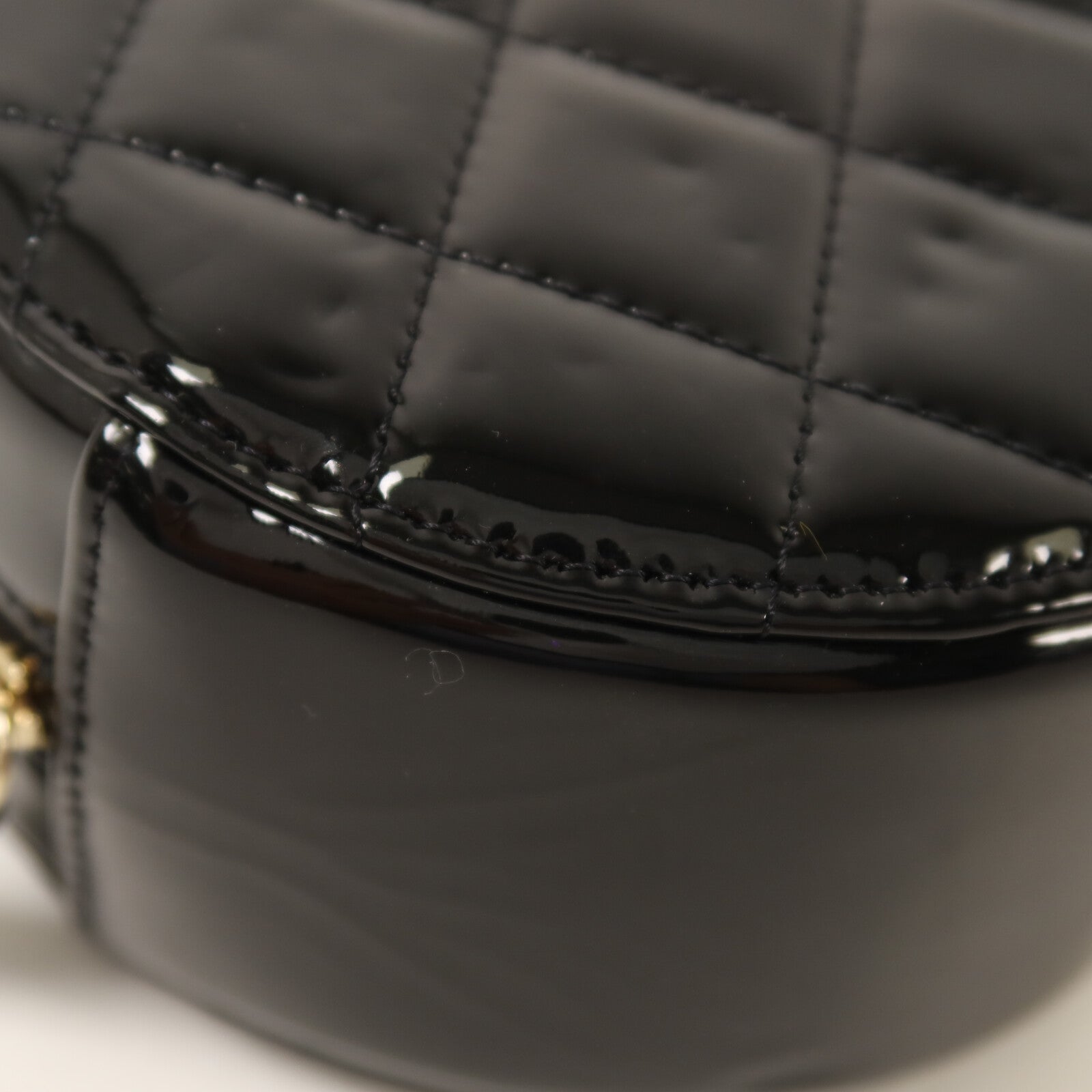 CHANEL 漆皮皮革Chain Shoulder鏈帶肩背袋