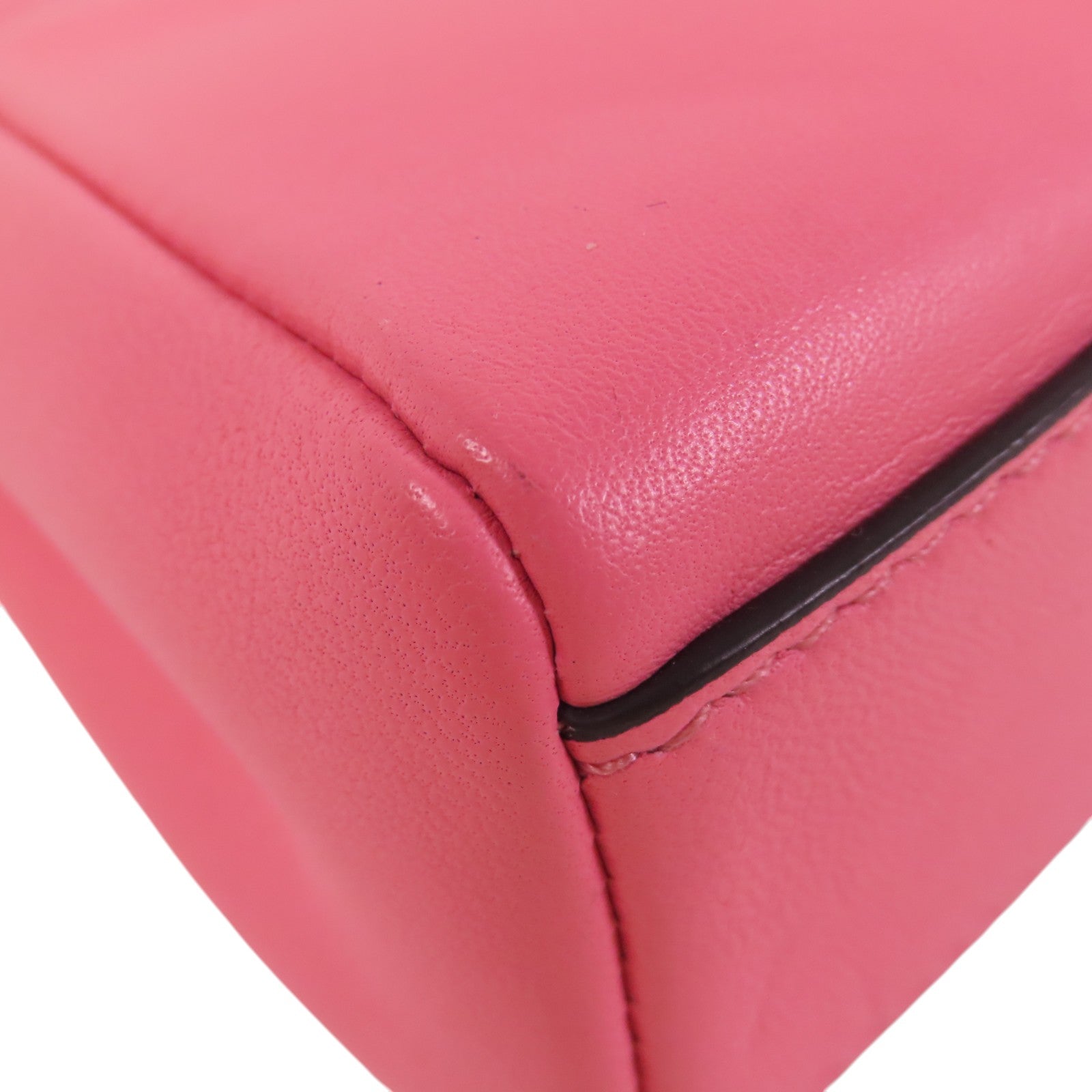 FENDI 牛皮皮革Micro Peekaboo金扣肩背袋