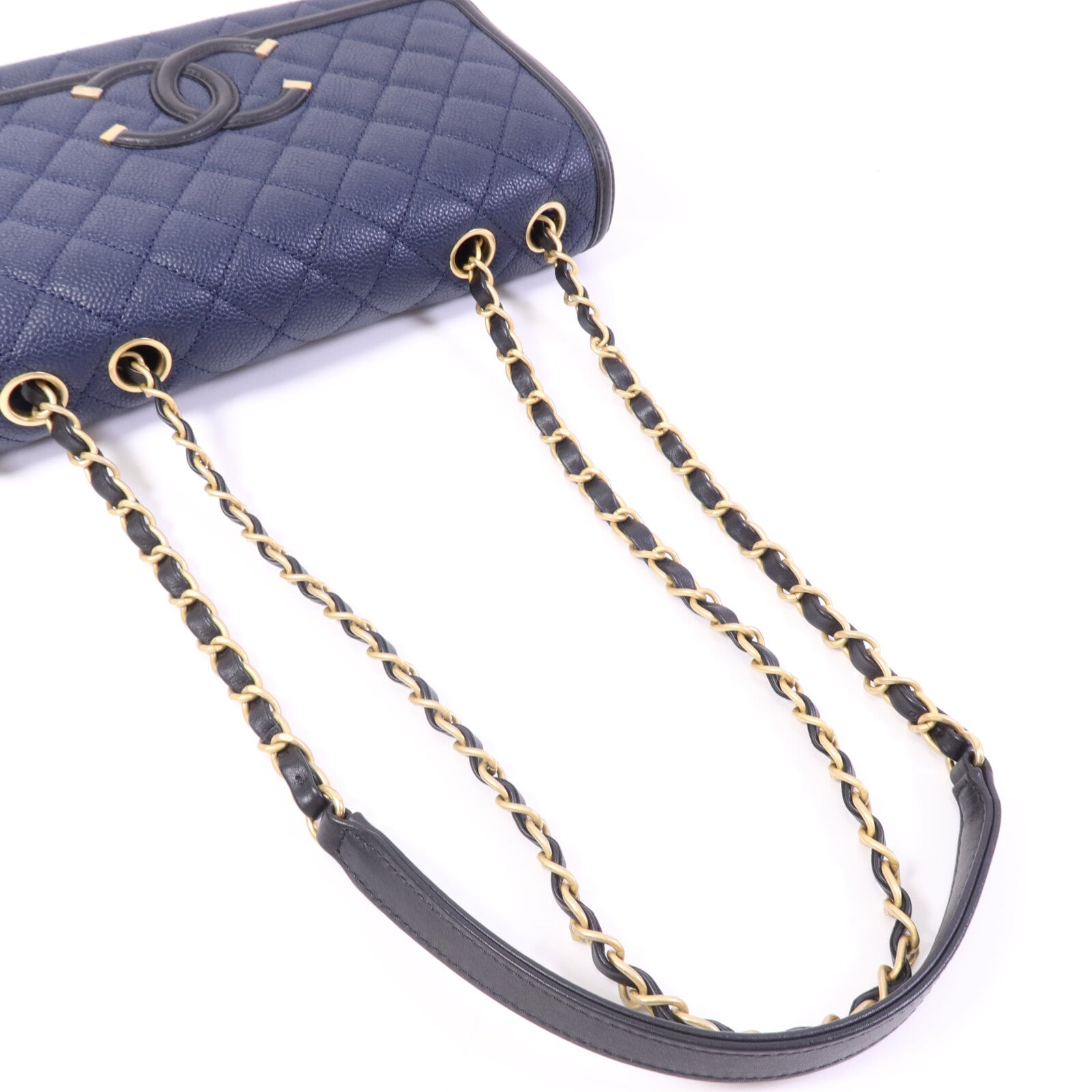 CHANEL 牛皮皮革CC Filigree金扣鏈帶肩背袋
