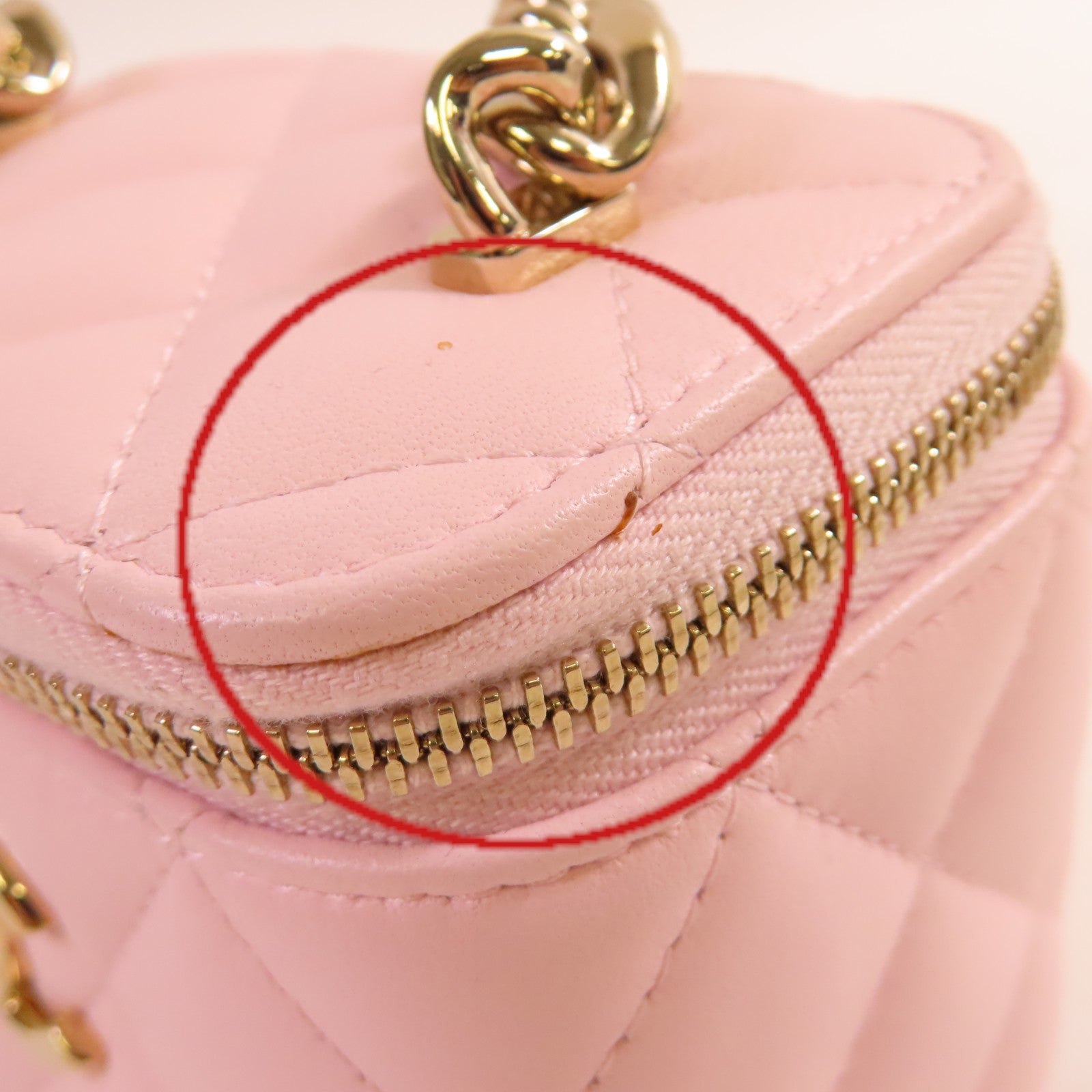 CHANEL 菱格羊皮皮革Mini Vanity Case金扣鏈帶肩背袋粉紅色