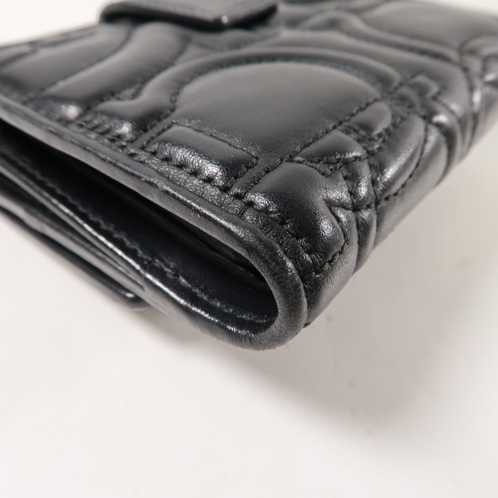 Salvatore Ferragamo 牛皮皮革Fold Wallet金扣折疊錢包黑色