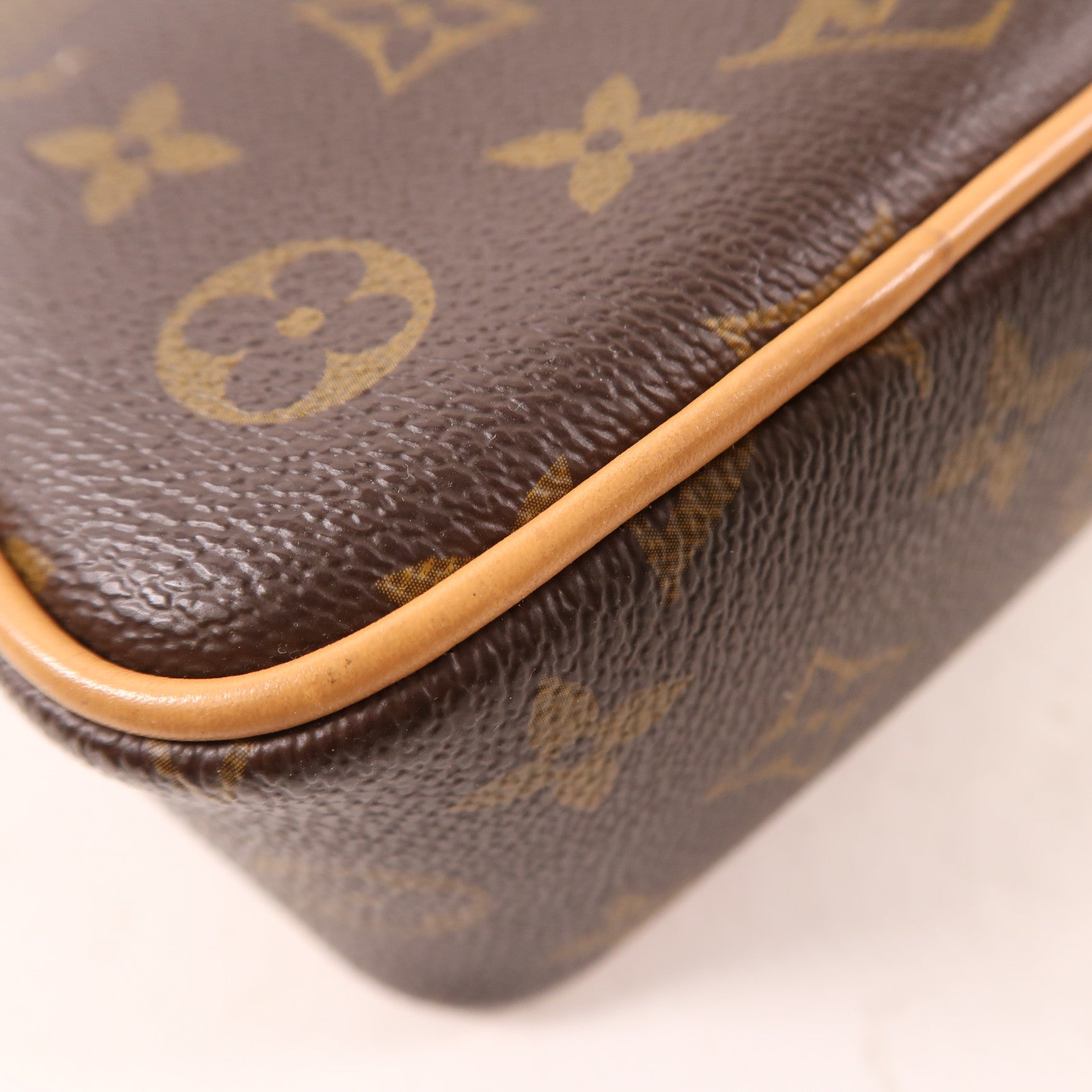 LOUIS VUITTON Monogram Game On Sac Coeur金扣肩背袋棕色