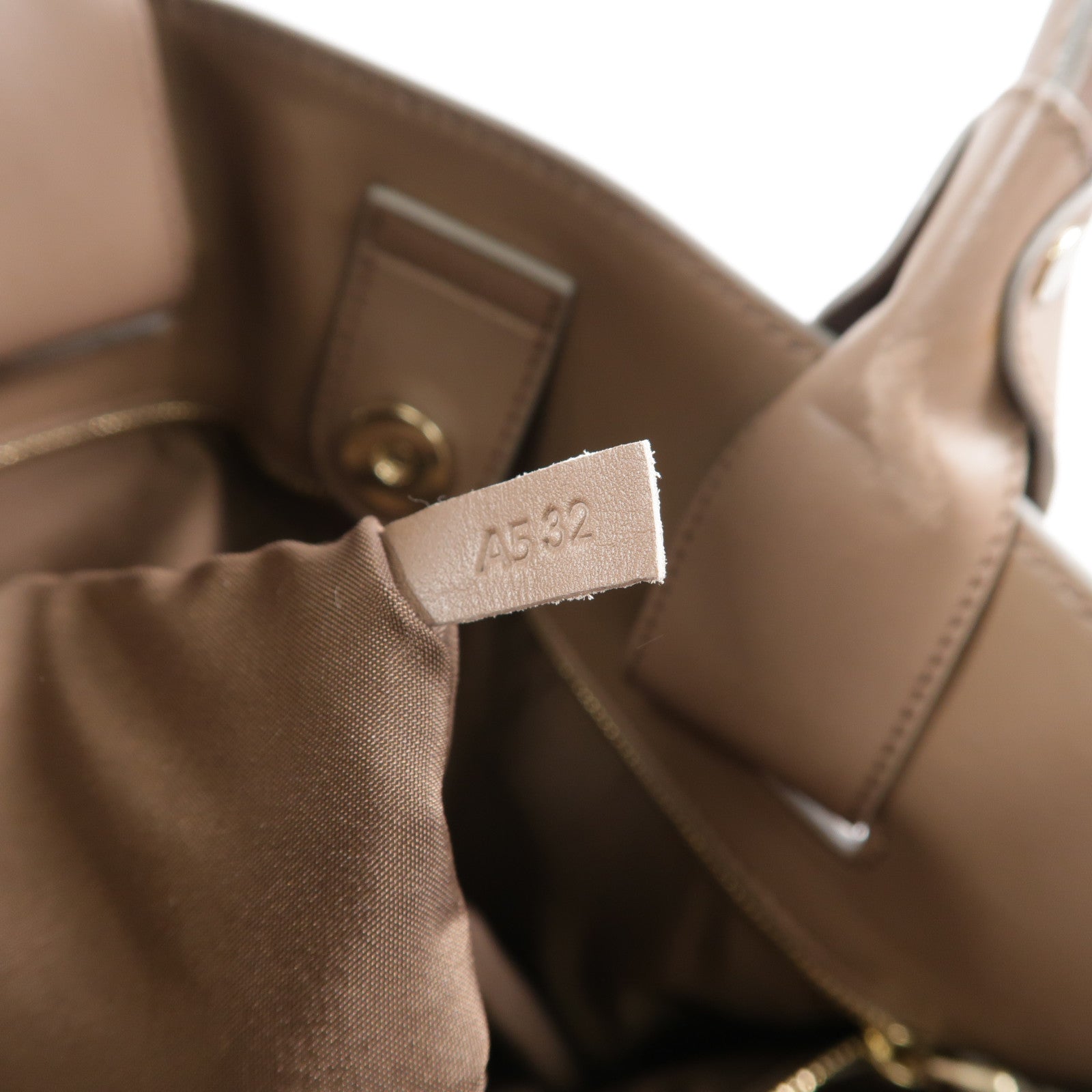 TOD'S 牛皮皮革Cape Bag肩背袋