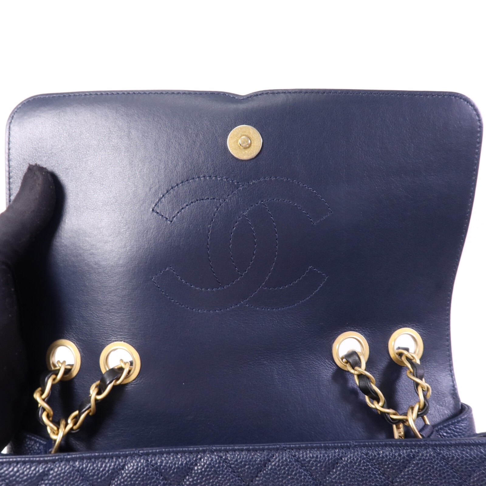 CHANEL 牛皮皮革CC Filigree金扣鏈帶肩背袋
