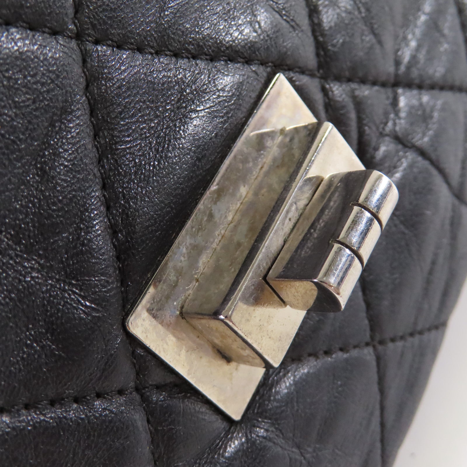 CHANEL 【激減優惠】菱格牛皮皮革Chain Shoulder Bag銀扣鏈帶肩背袋黑色
