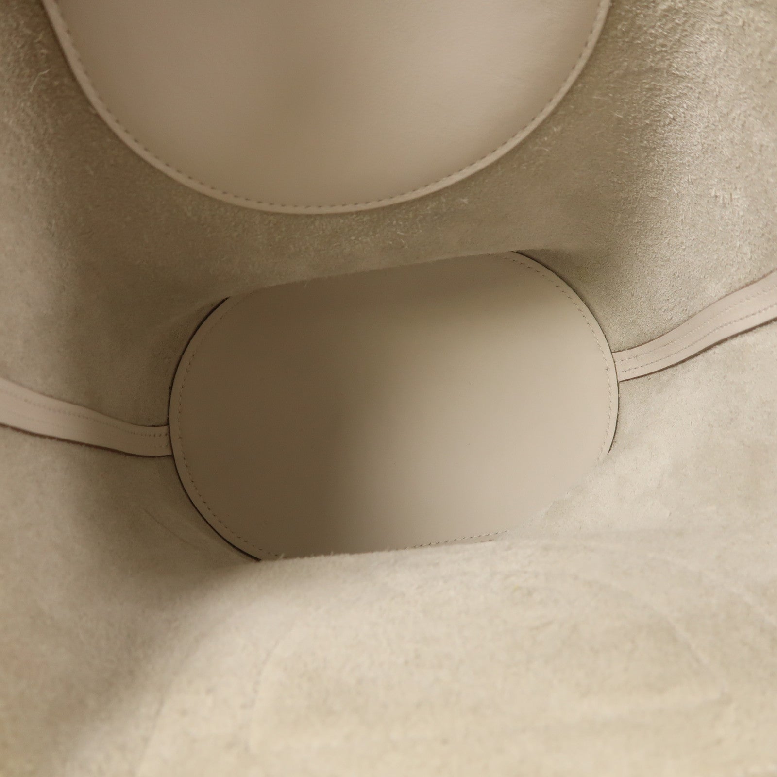 HERMES Clemence皮革In The Loop 18金扣手挽袋Nata